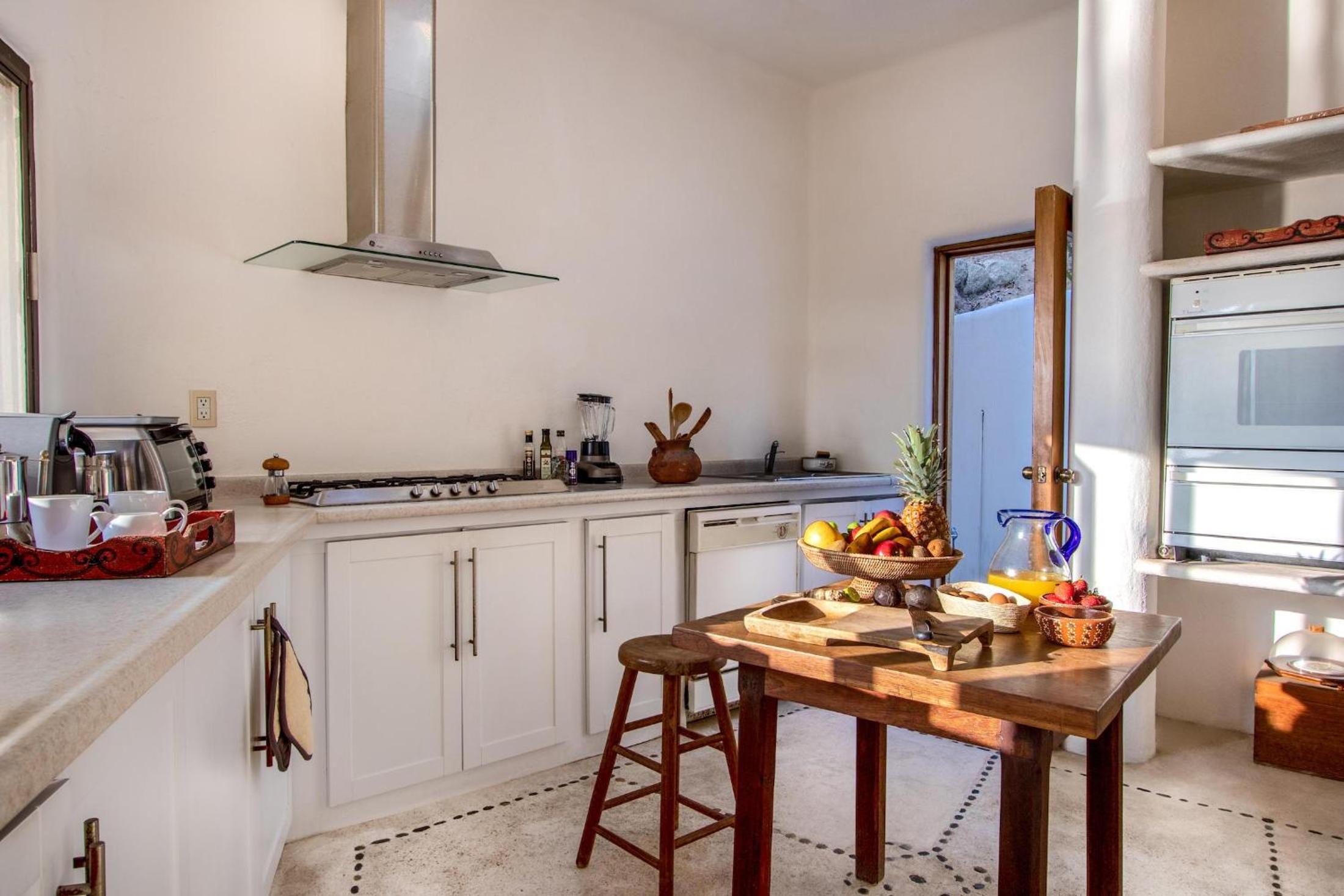 2090 - Villa Eugenio view 4