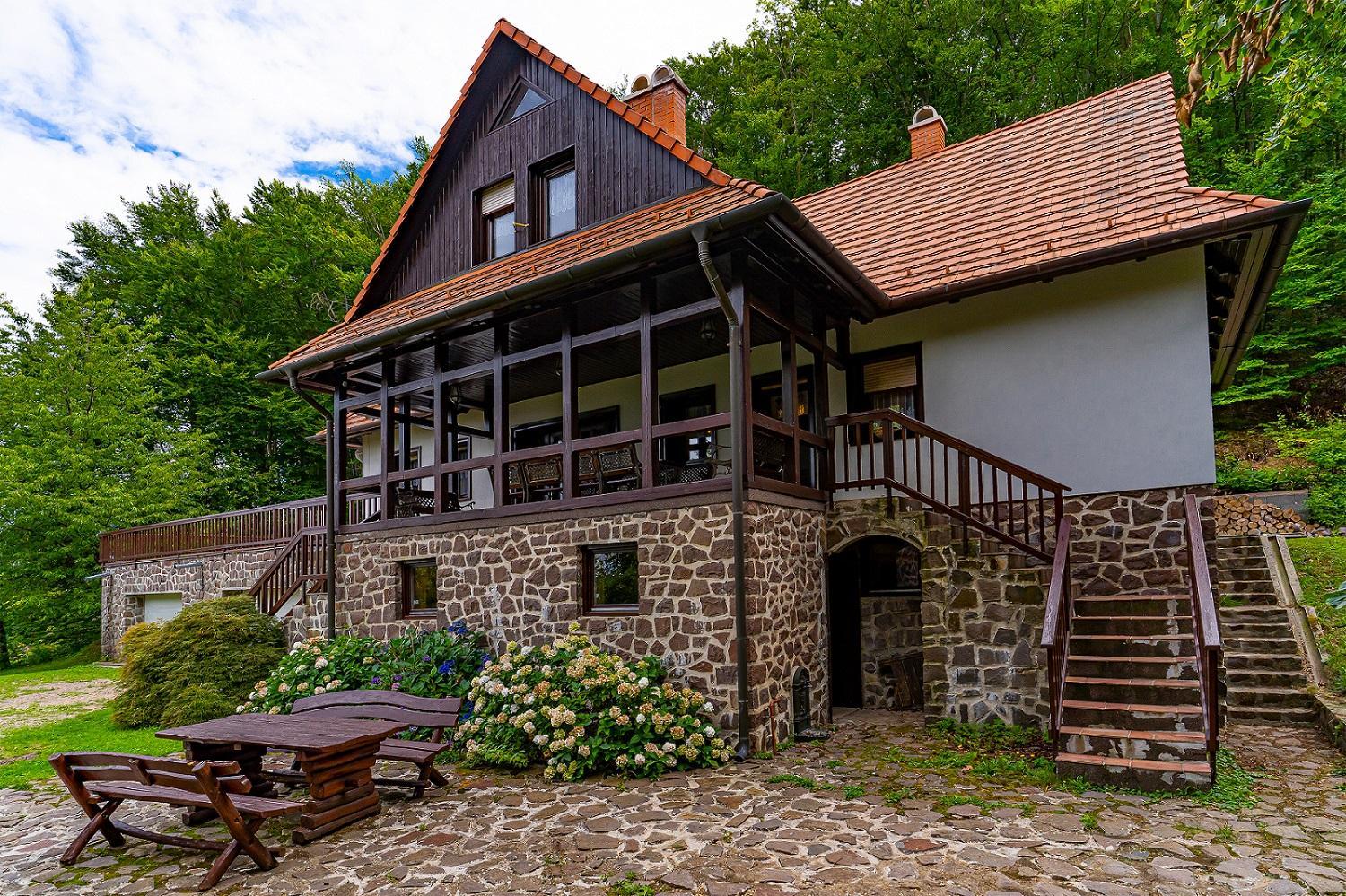 Villa Szalamandra - az Erdőszéle view 2