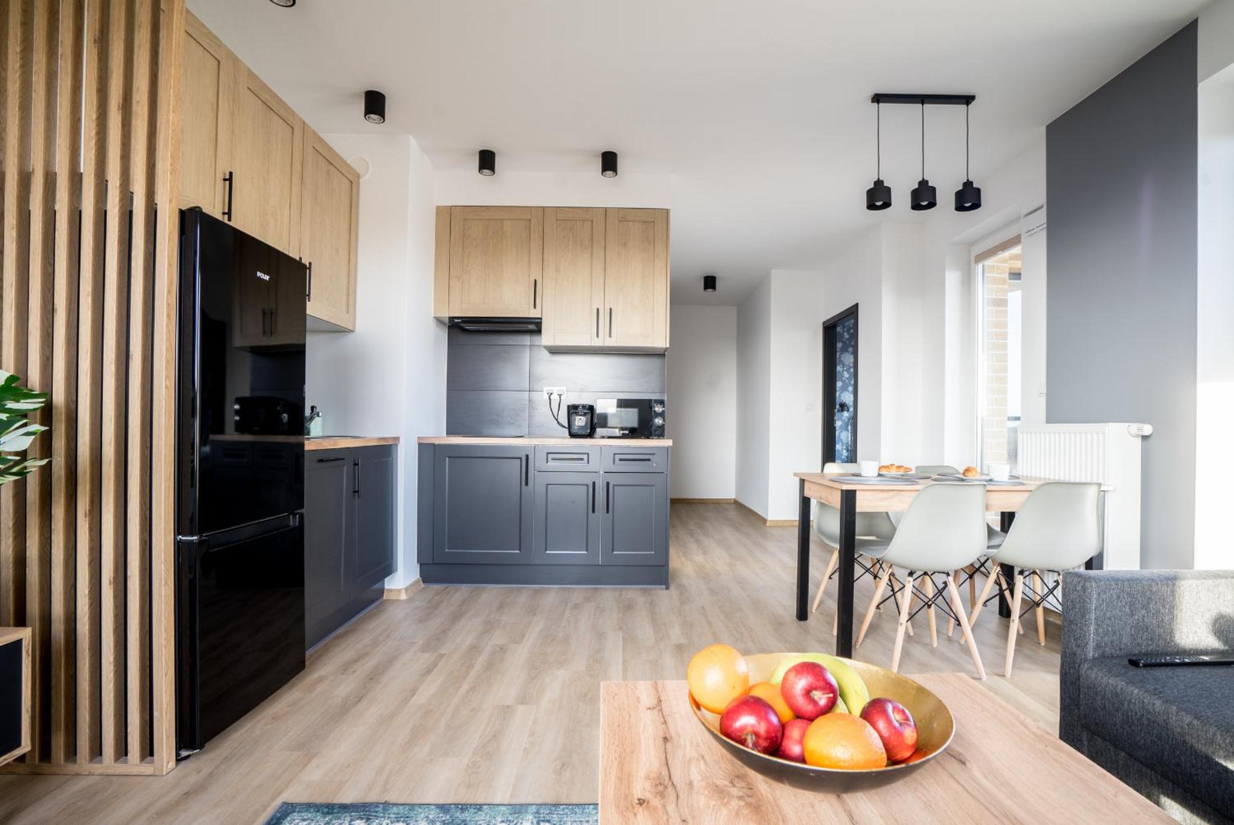 Bizapartments - Modern Flats with Parking view 4