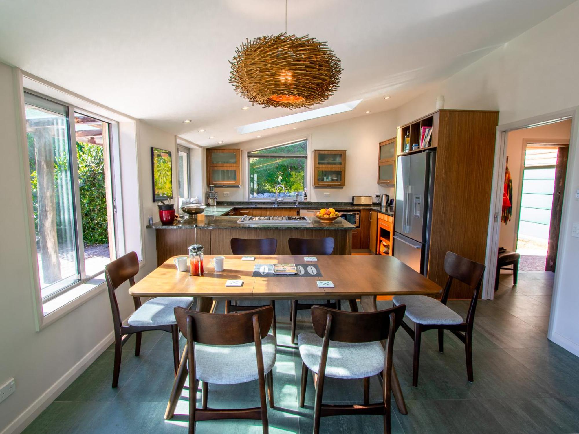 Golden Paradise - Rangihaeata Holiday Home view 4