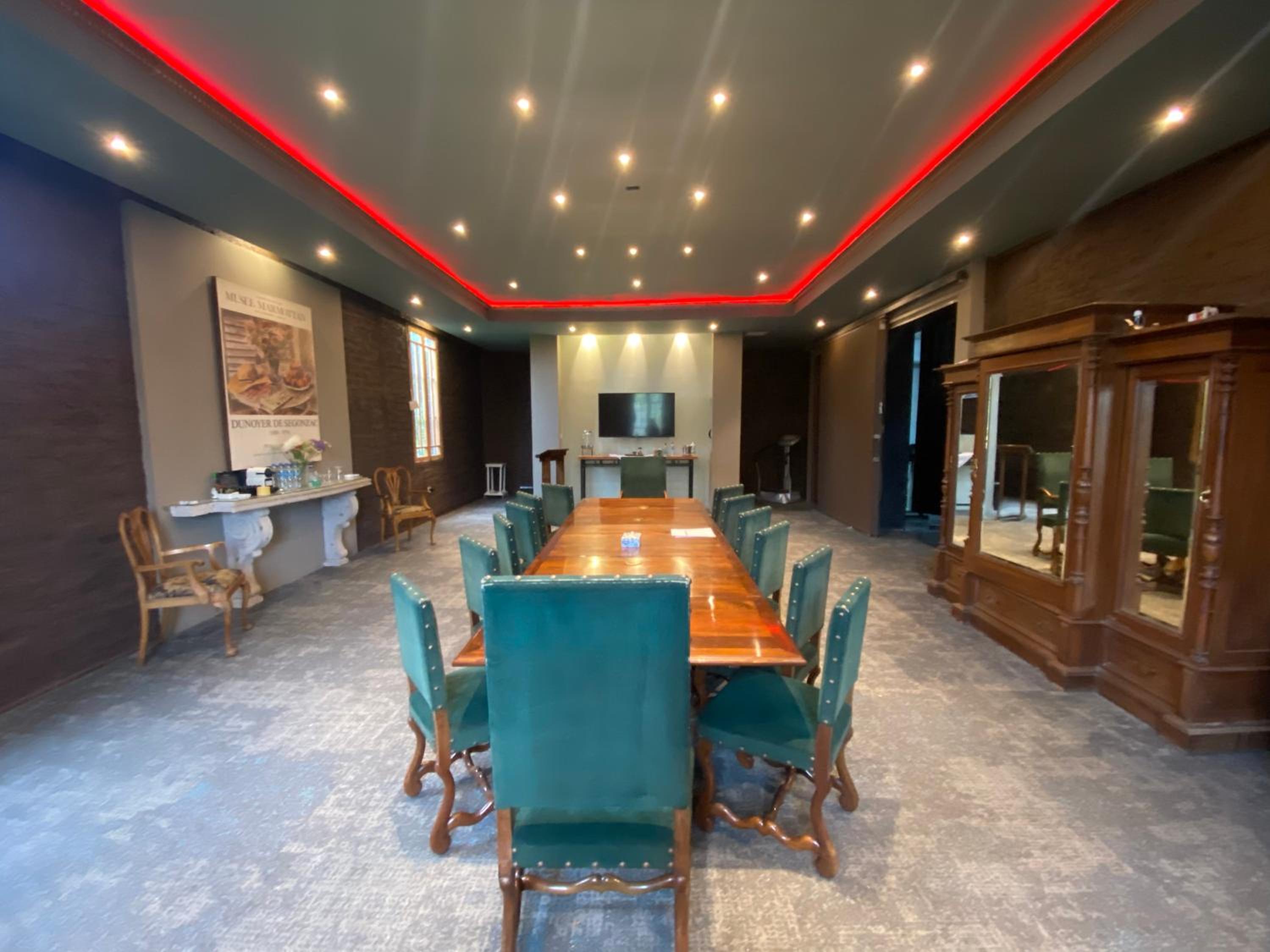 meeting & event spaces