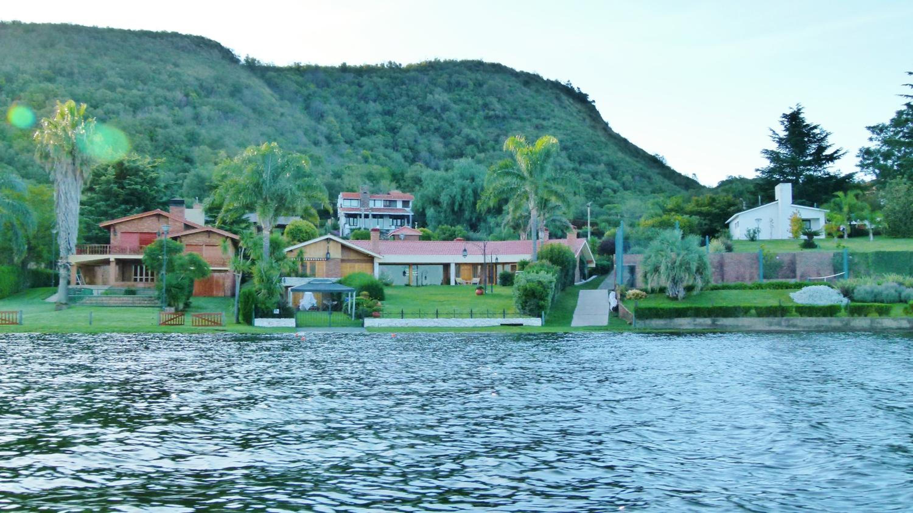 Cabañas Amanecer en el Lago