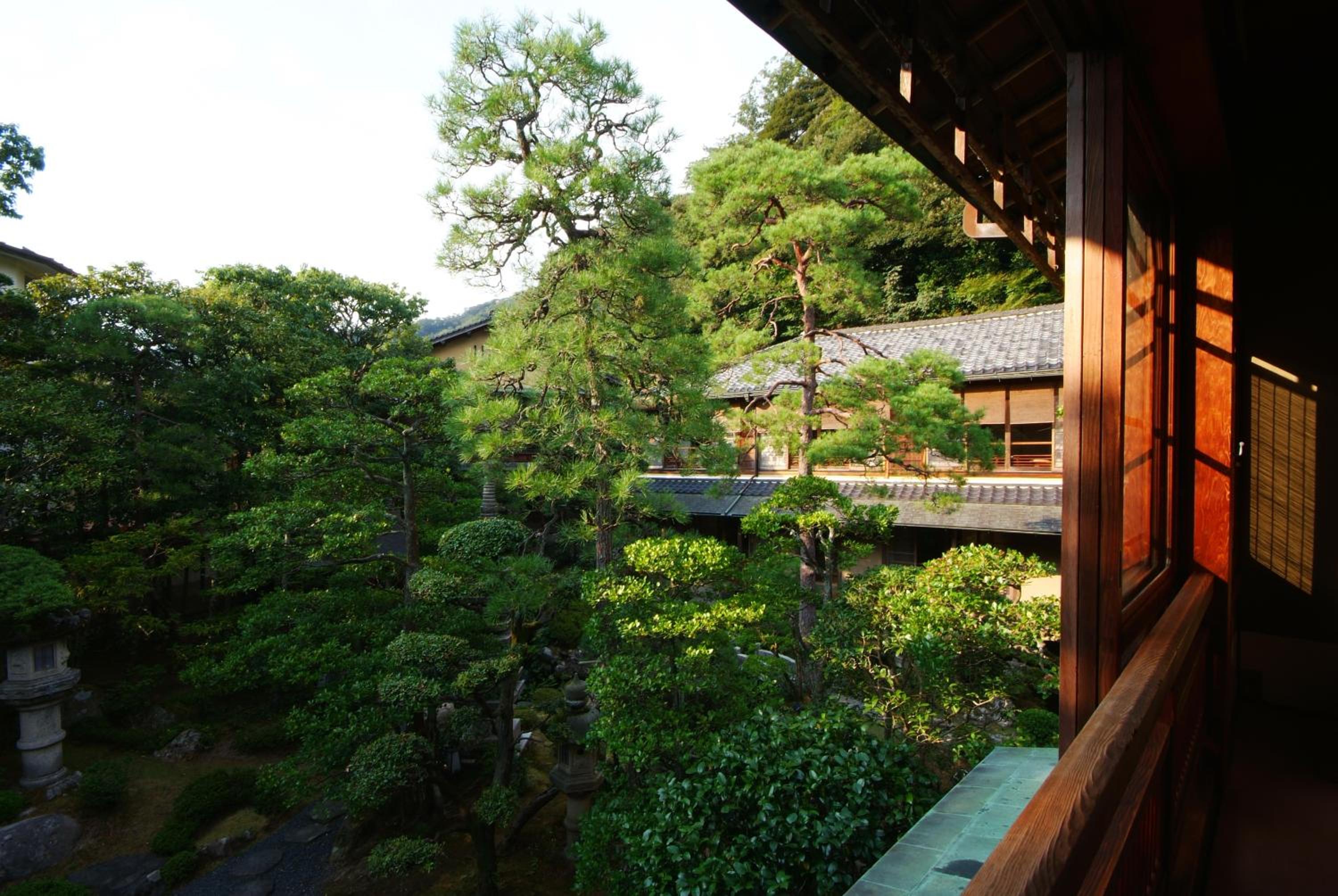 Nishimuraya Honkan