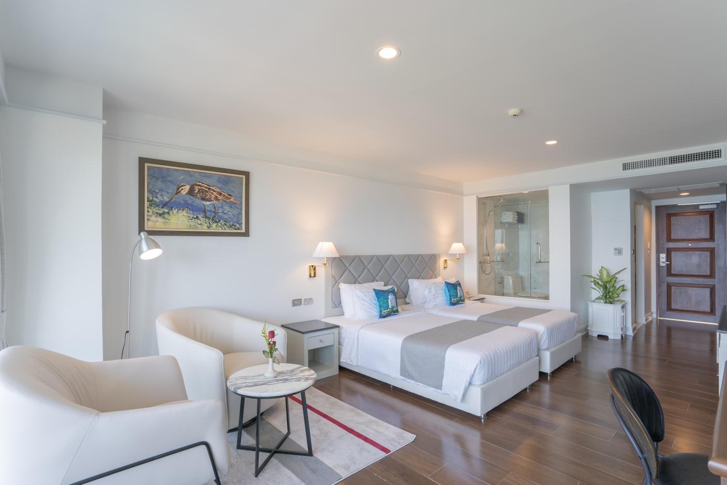 Andaman Beach Suites Hotel, Patong Phuket — photo 108