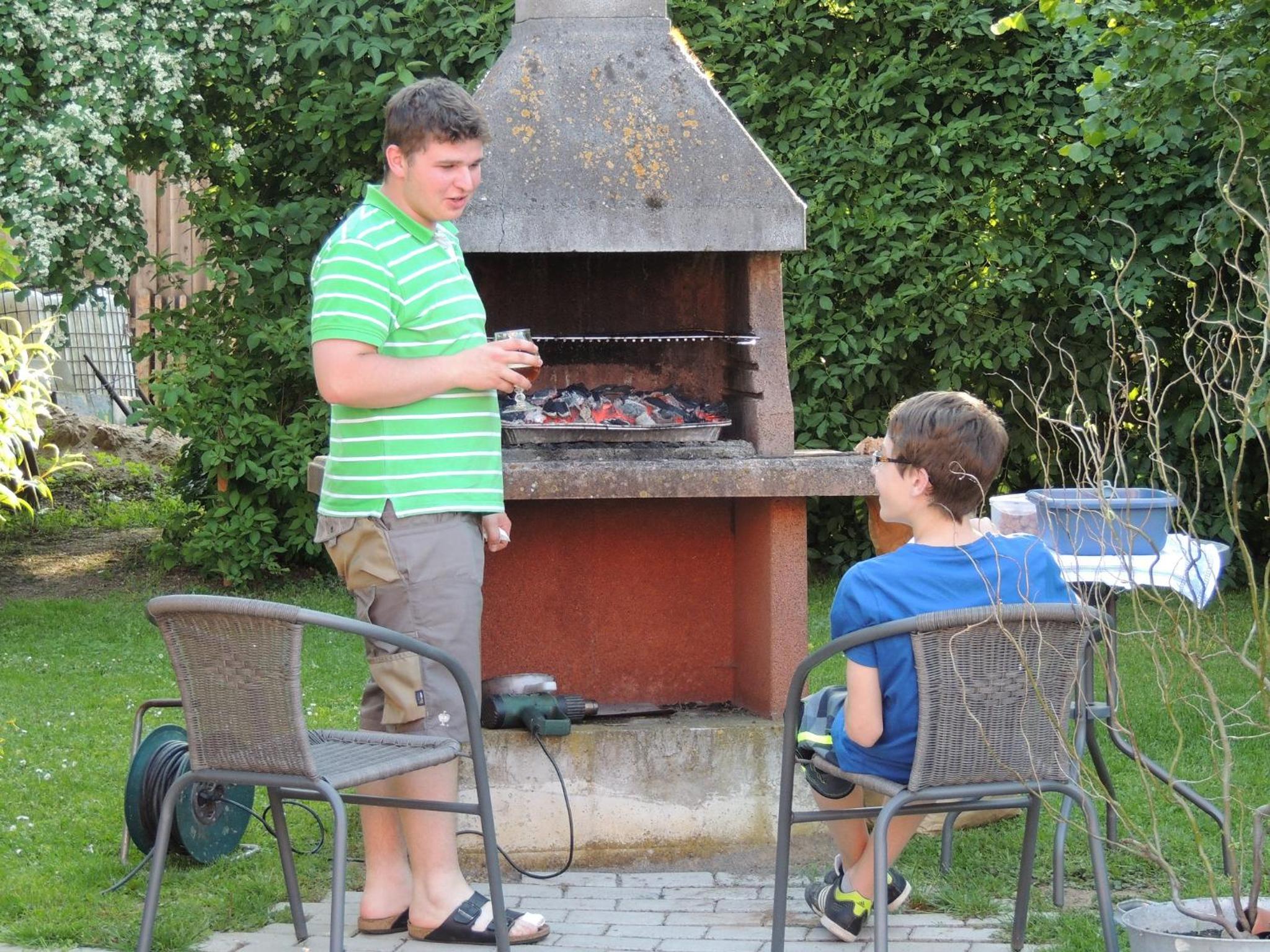 Photo 33