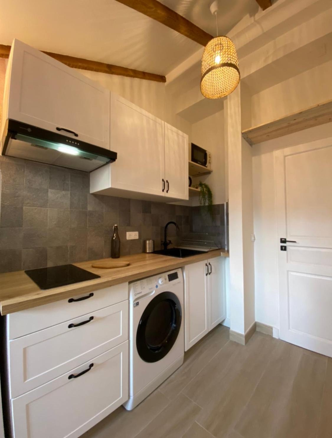 Lovely 1 Bedroom Apartment - Heart of Nice photo 3