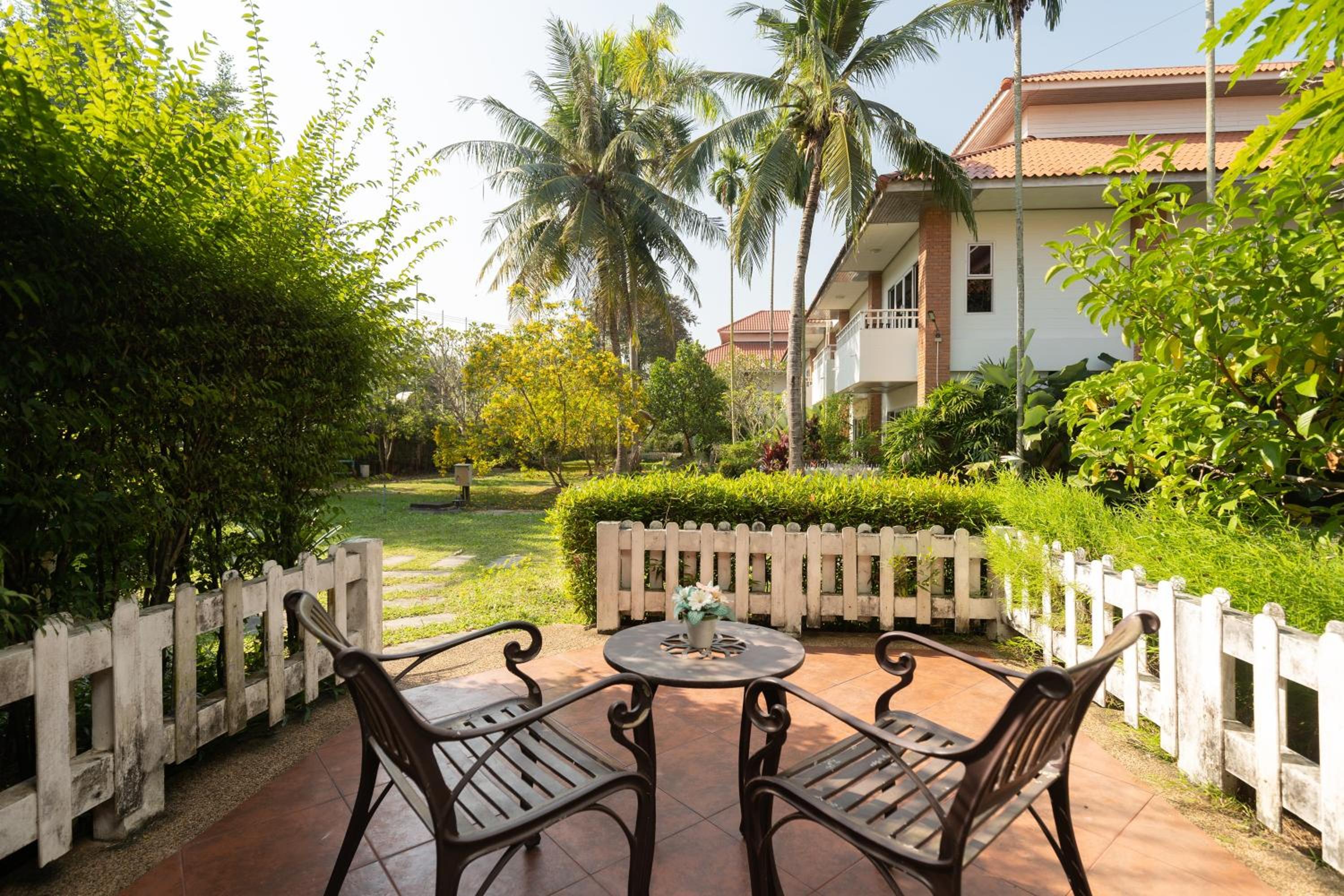 Thara Cholapruek Resort, photo 47