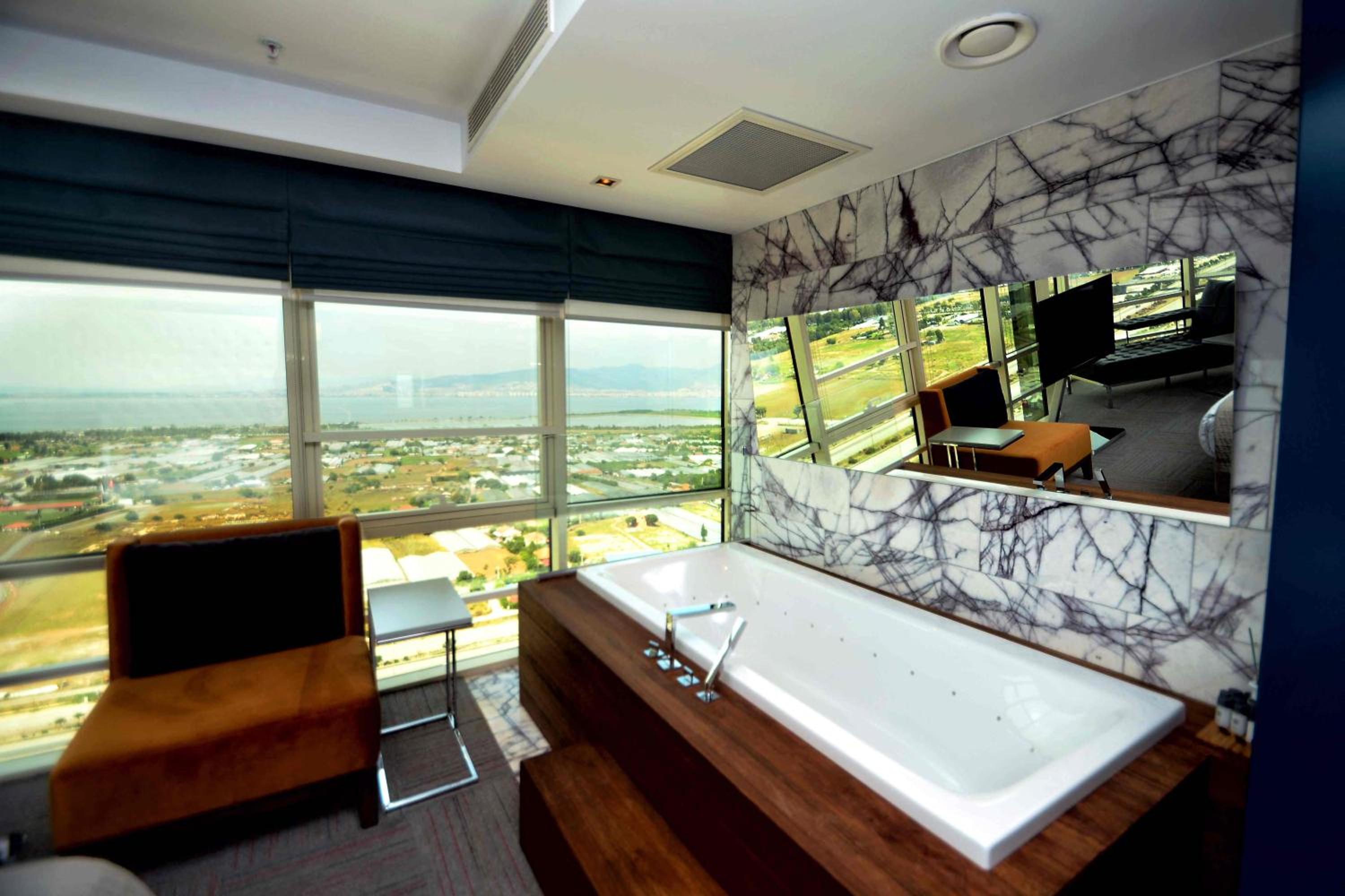 Ramada Encore by Wyndham İzmir - Image 53