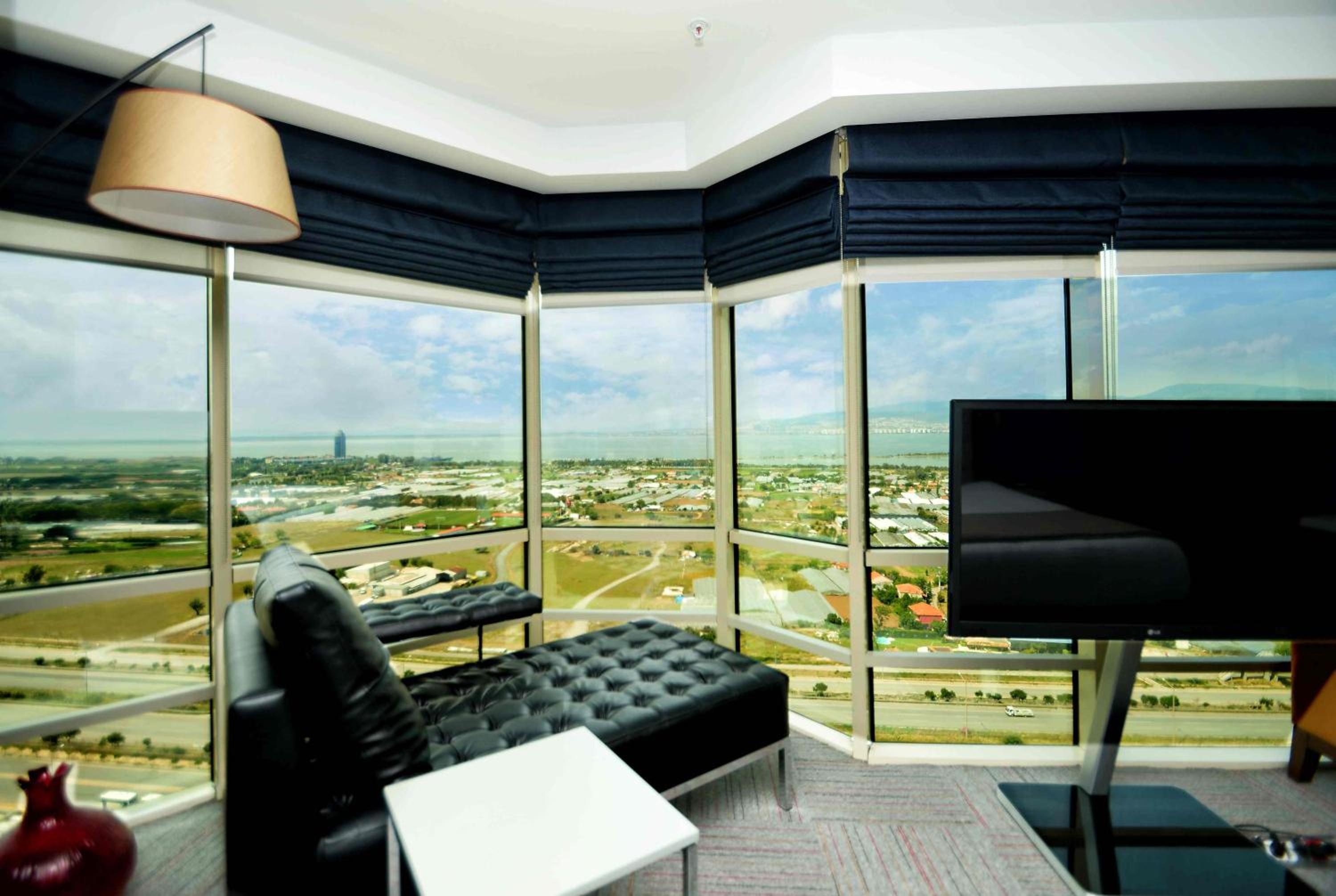 Ramada Encore by Wyndham İzmir - Image 40