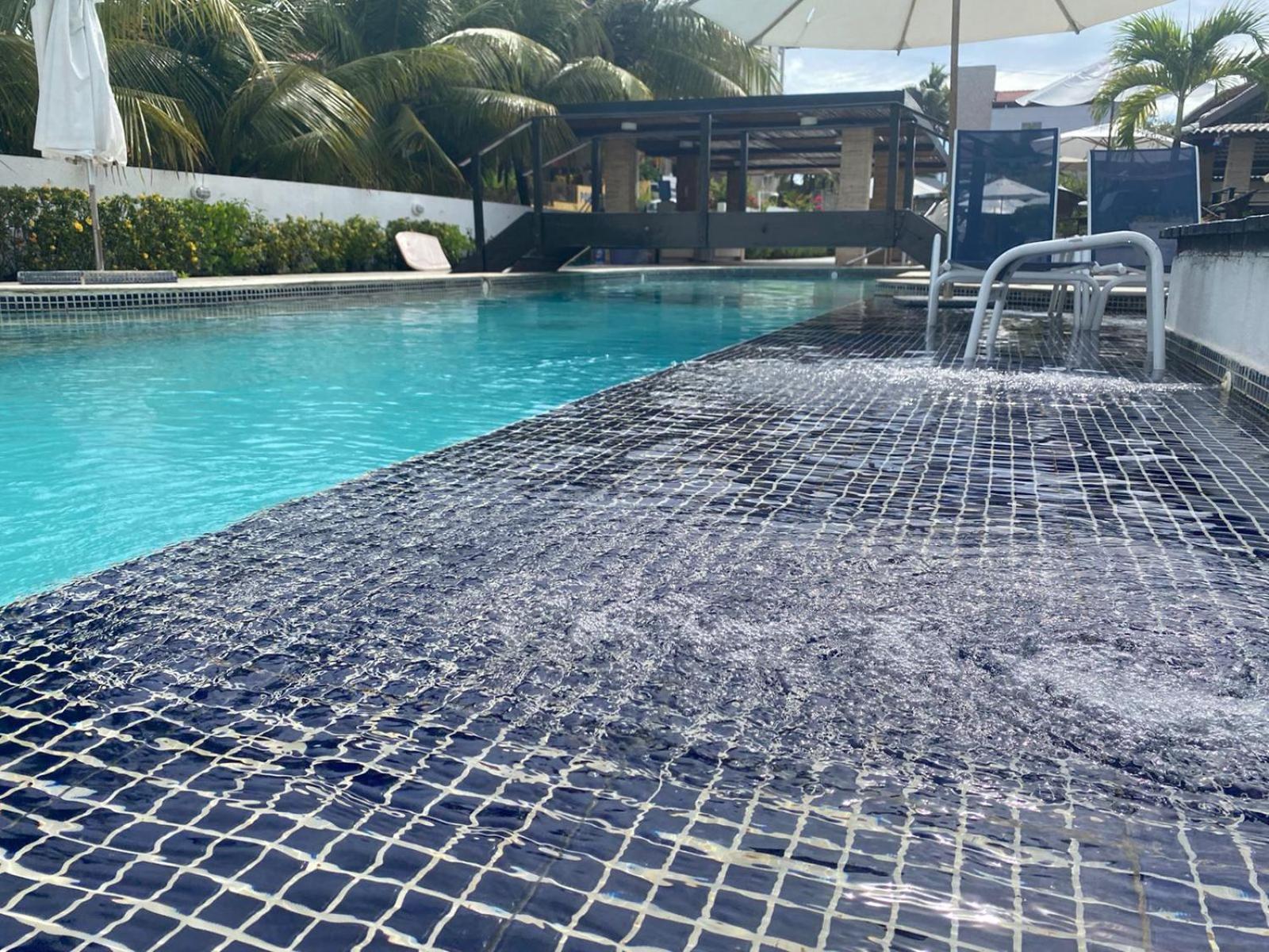 Casa de luxo em Porto de Galinhas com funcionária a 50 m do mar