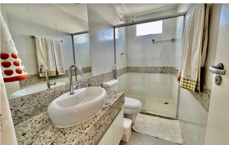 Casa de luxo em Porto de Galinhas com funcionária a 50 m do mar