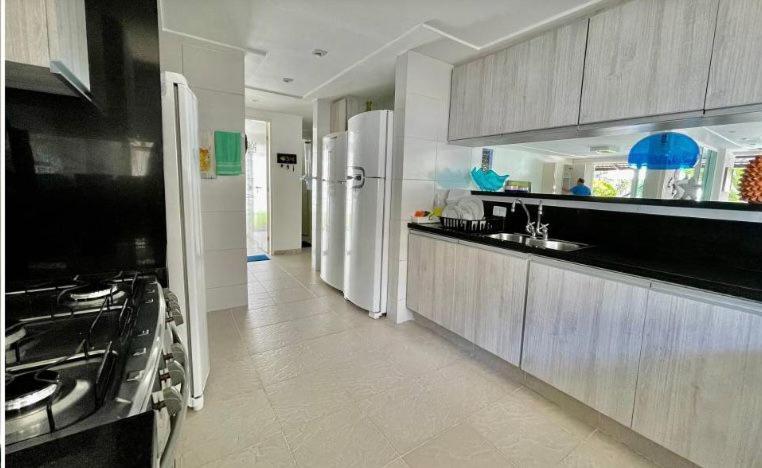 Casa de luxo em Porto de Galinhas com funcionária a 50 m do mar