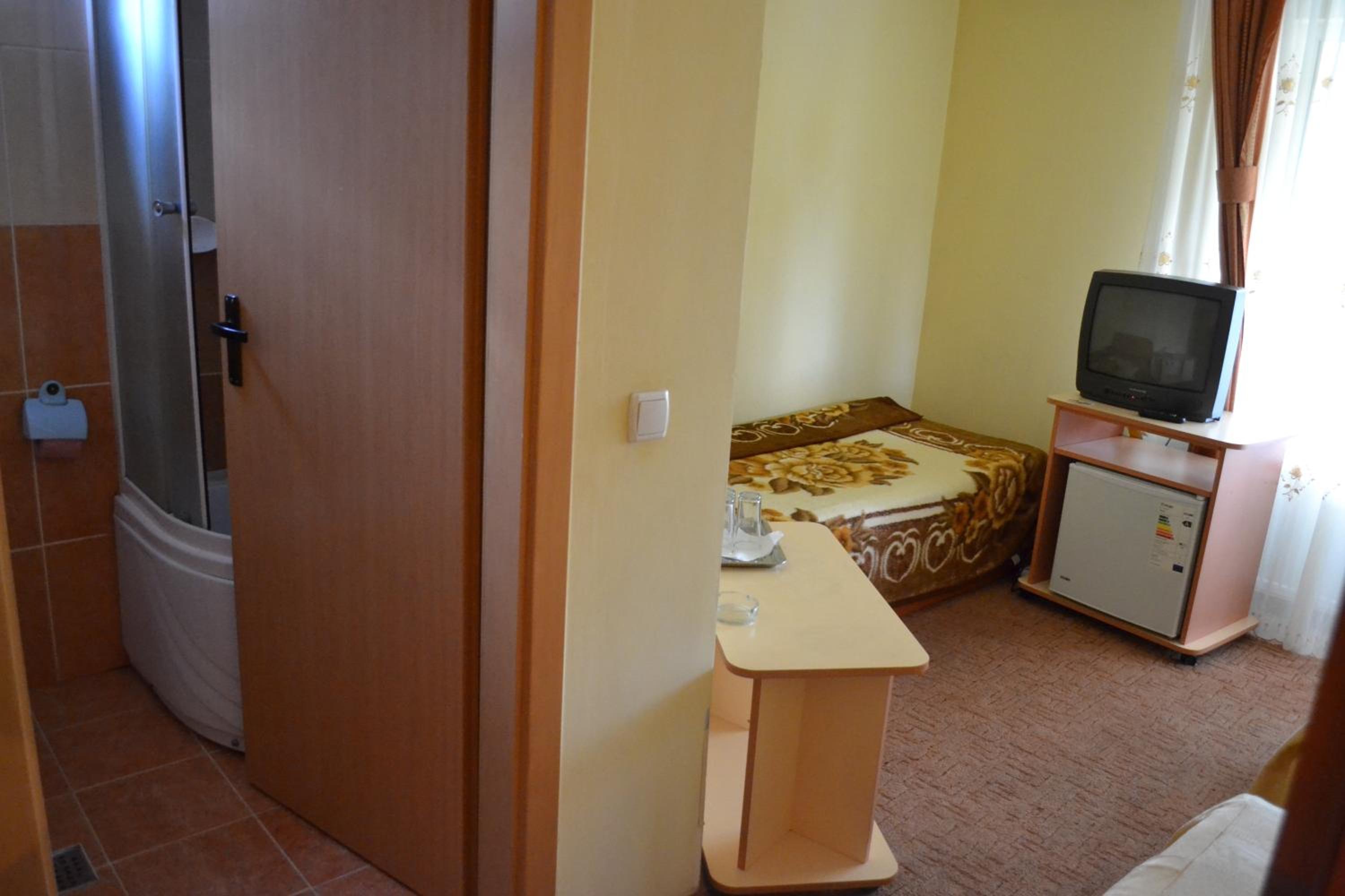 Photo 28