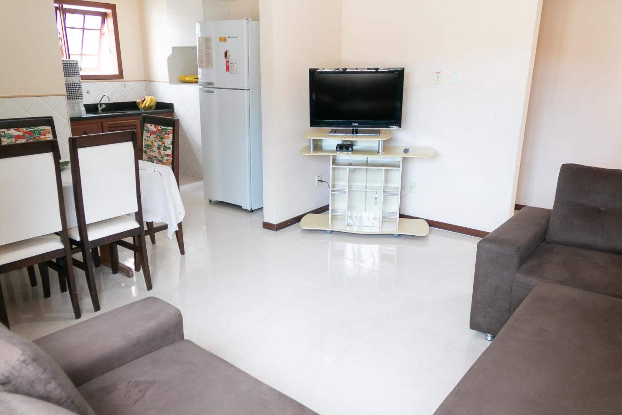 Mestre Lord Apart Hotel 200m Praia Taperapuã by La Vem Férias