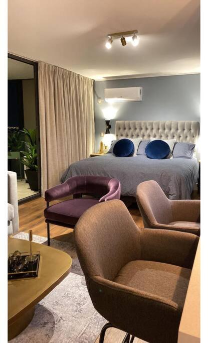 Luxury apartment, piso 34, distrito de lujo.