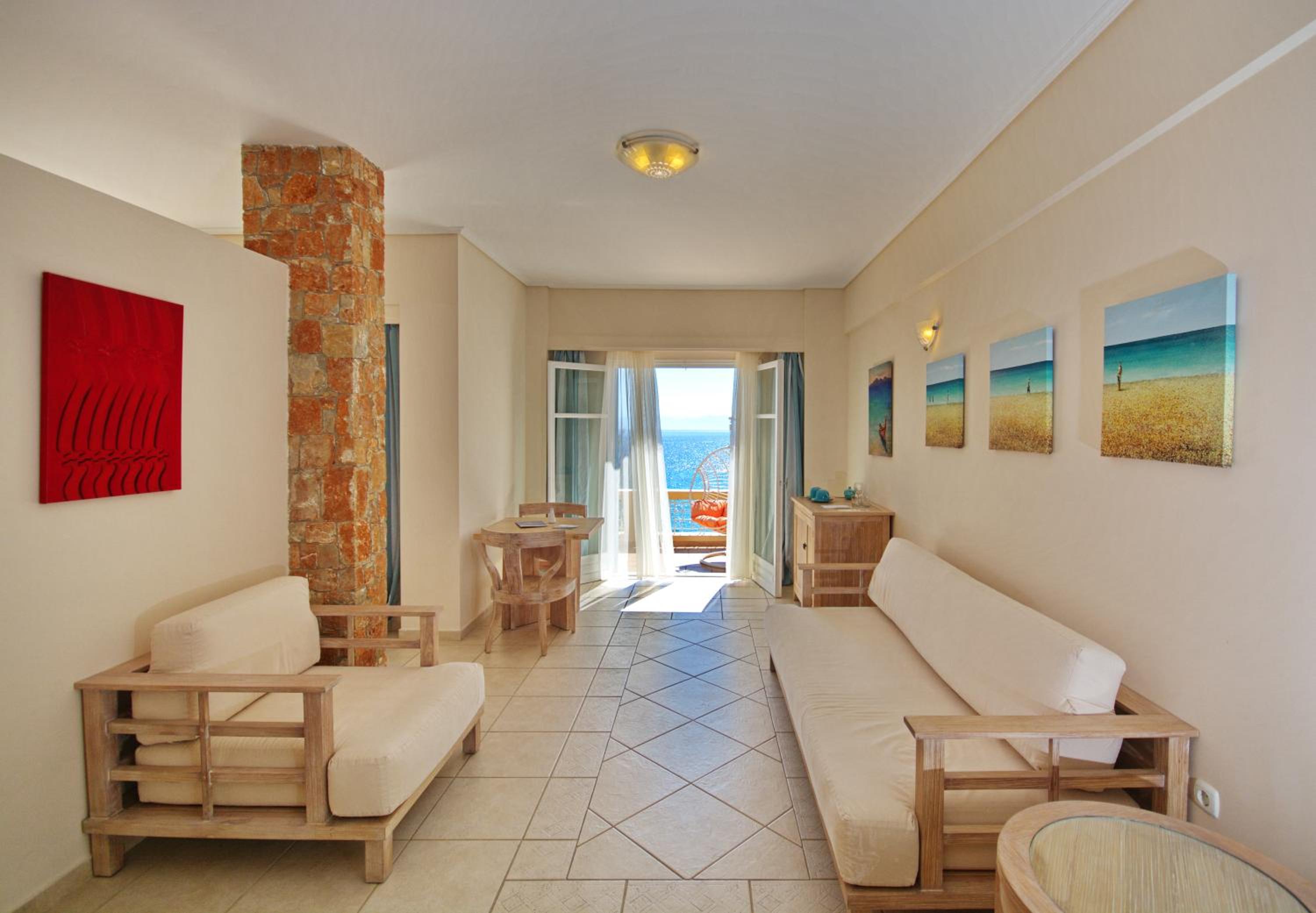 Alonissos Beach Bungalows And Suites Hotel