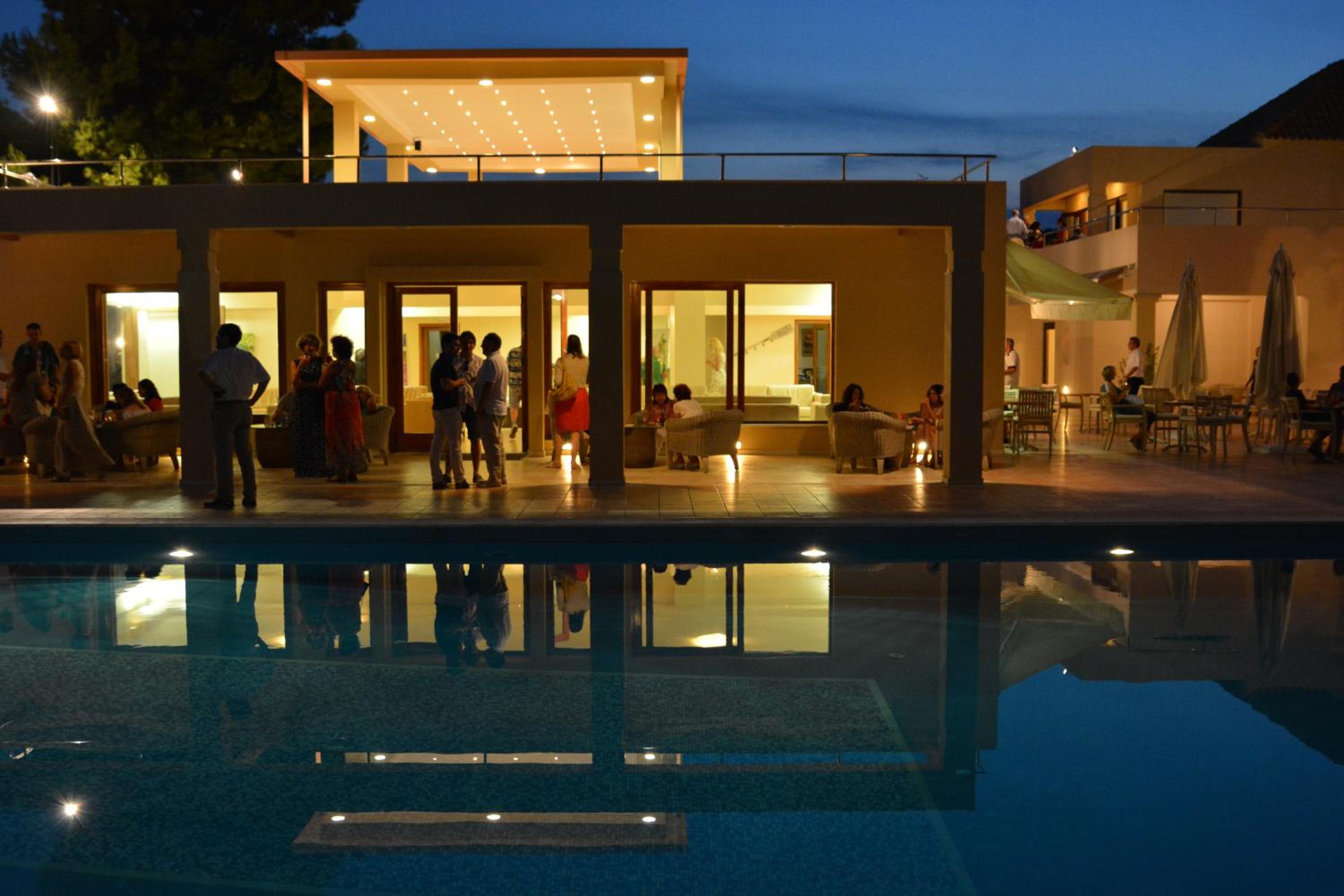 Alonissos Beach Bungalows And Suites Hotel