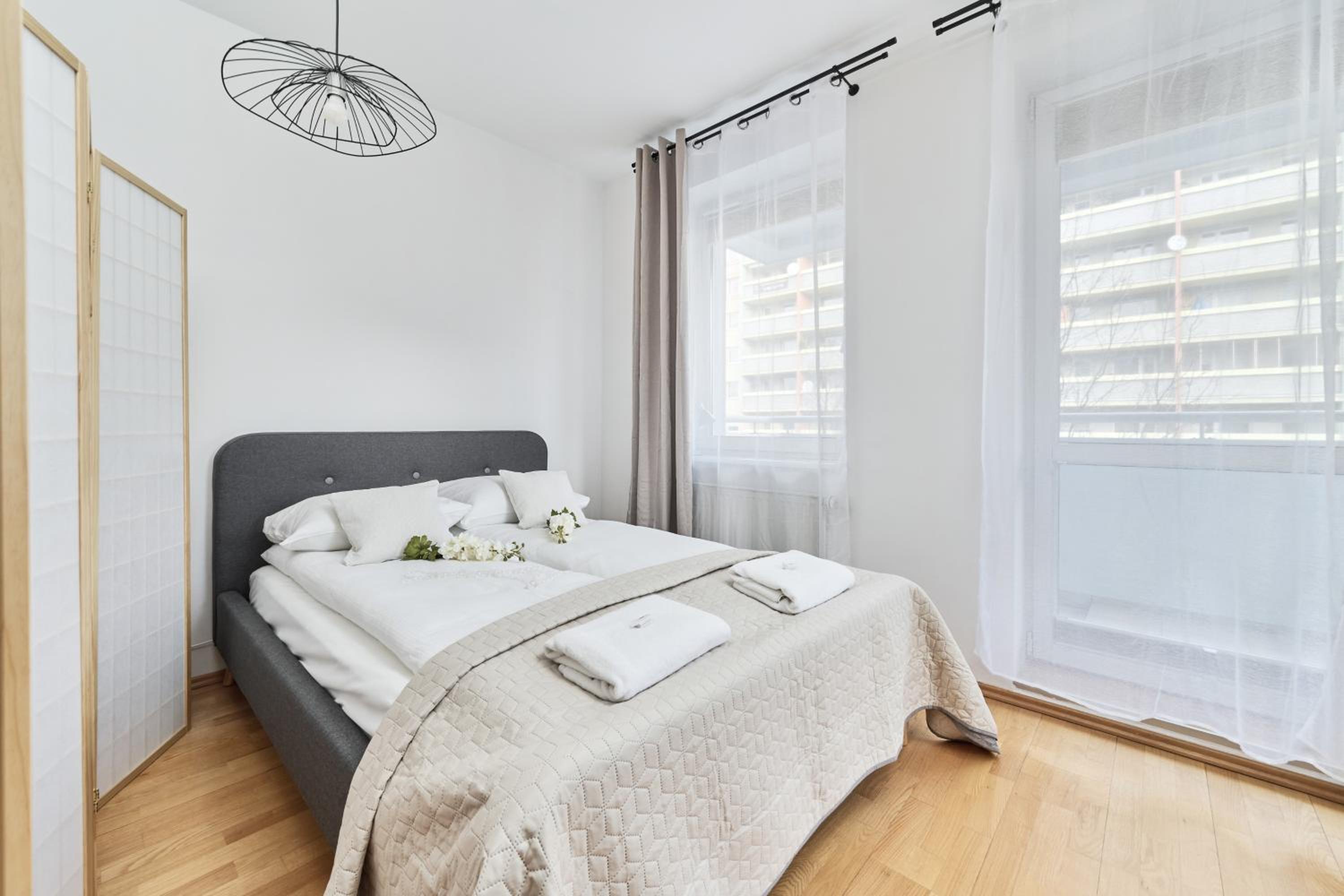 Apartments Wrocław Bajana by Renters view 3