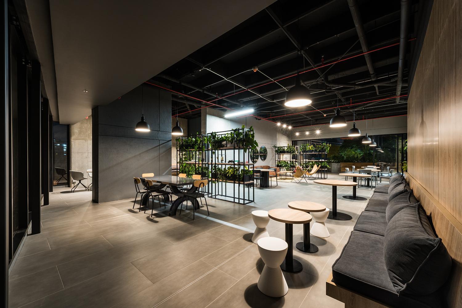 Go Living and Suites by Jalo