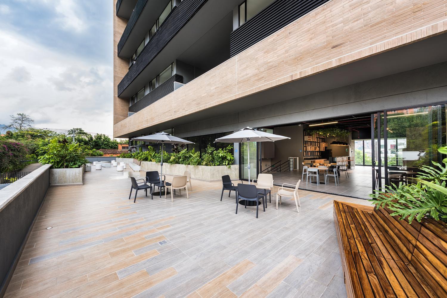Go Living and Suites by Jalo