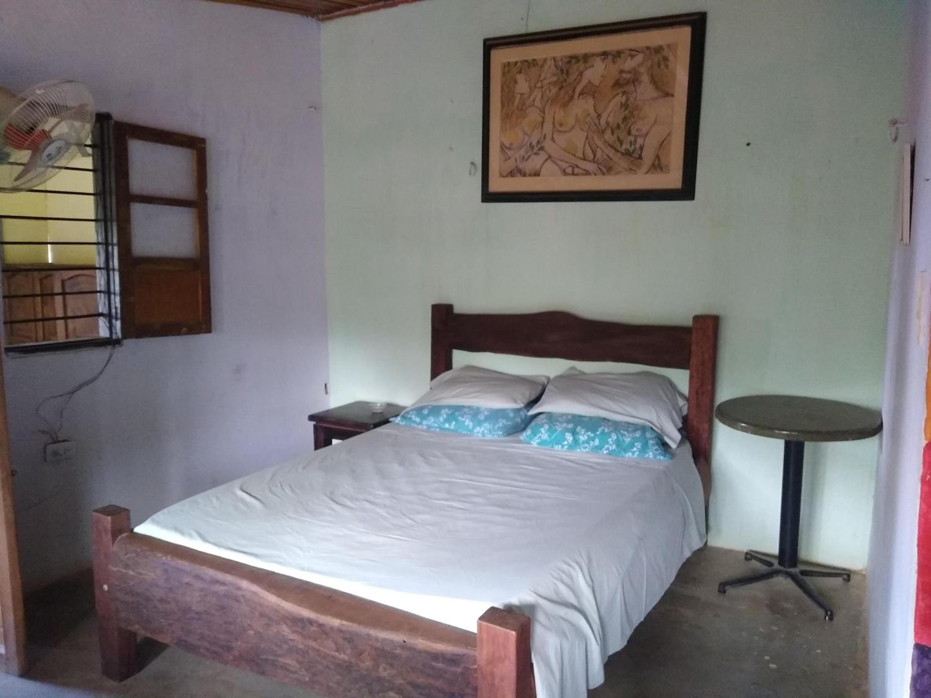 El Garaje Hostal