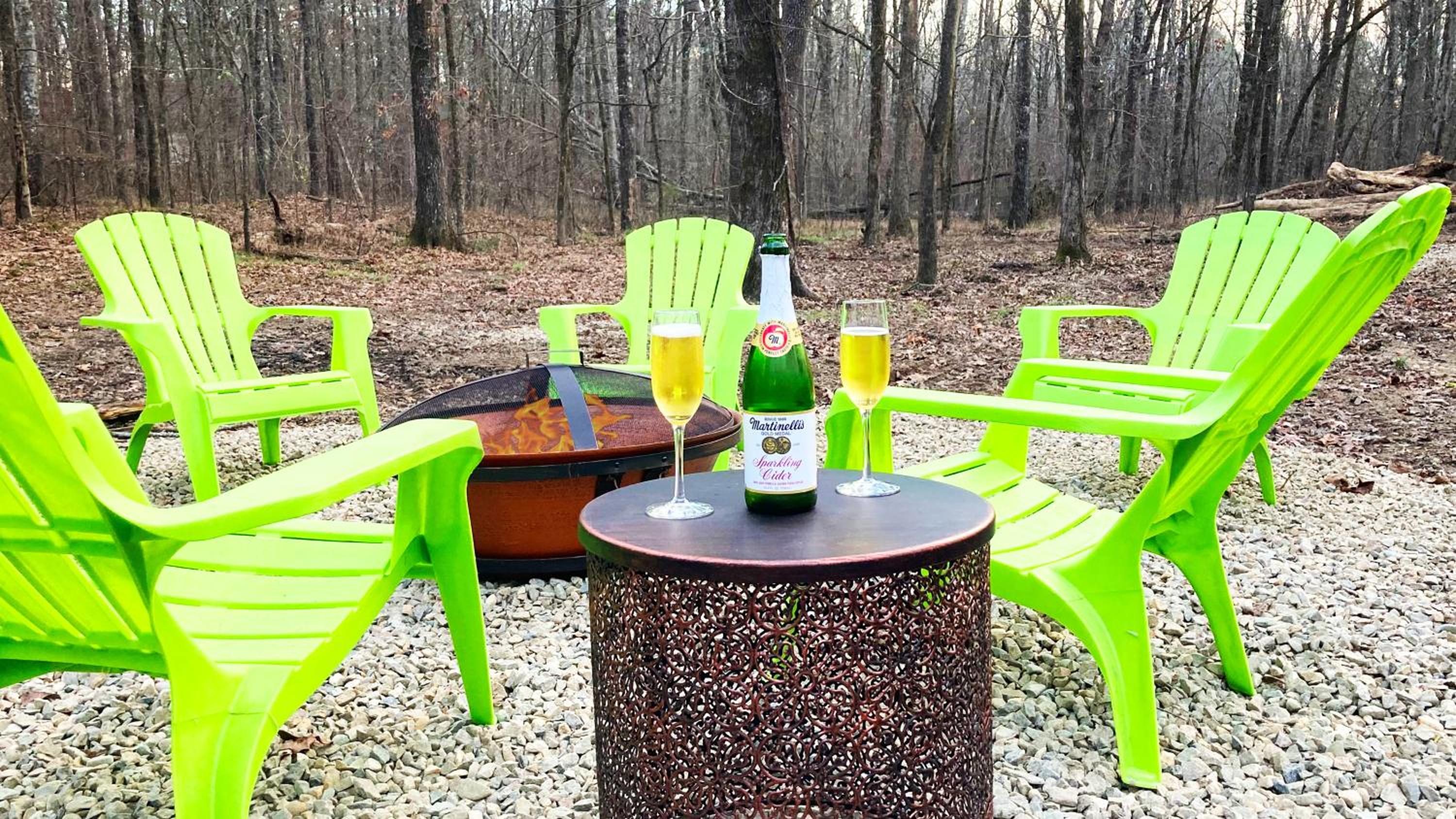 3Bd Cabin Family Fun Arcade Games Fire Pit 5 Min From Lake Fishing Hunting view 4