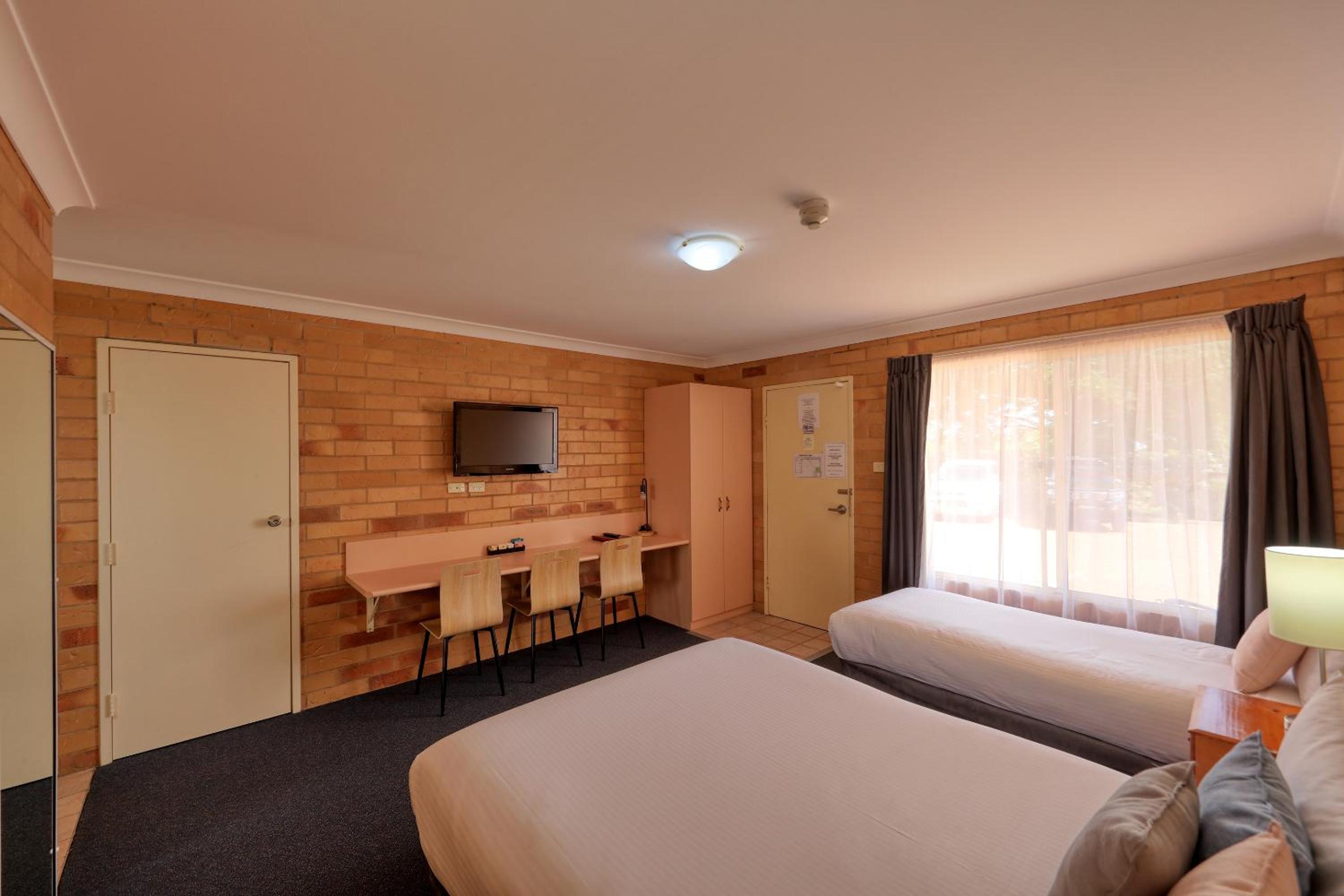 North Parkes Motel