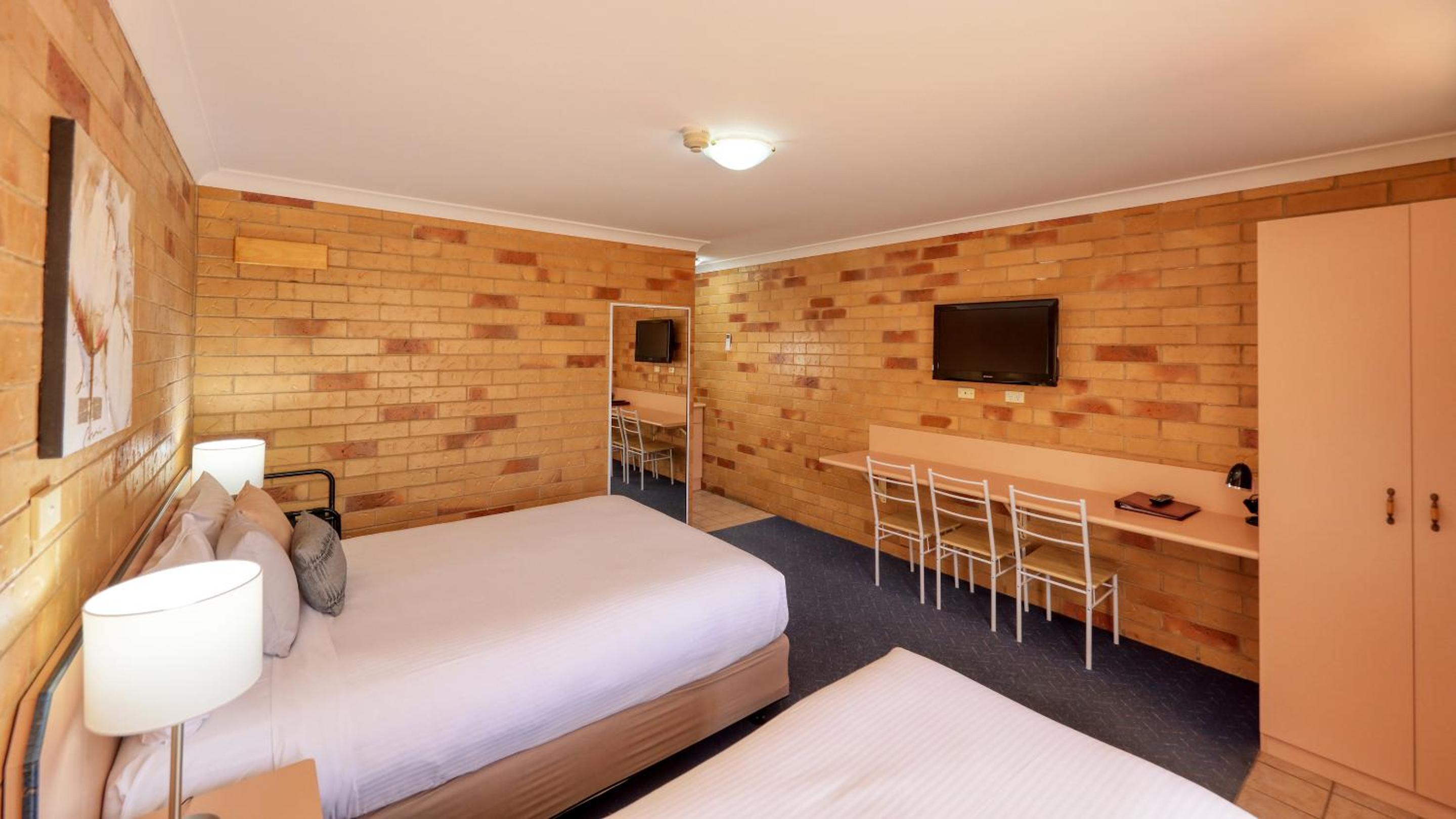 North Parkes Motel