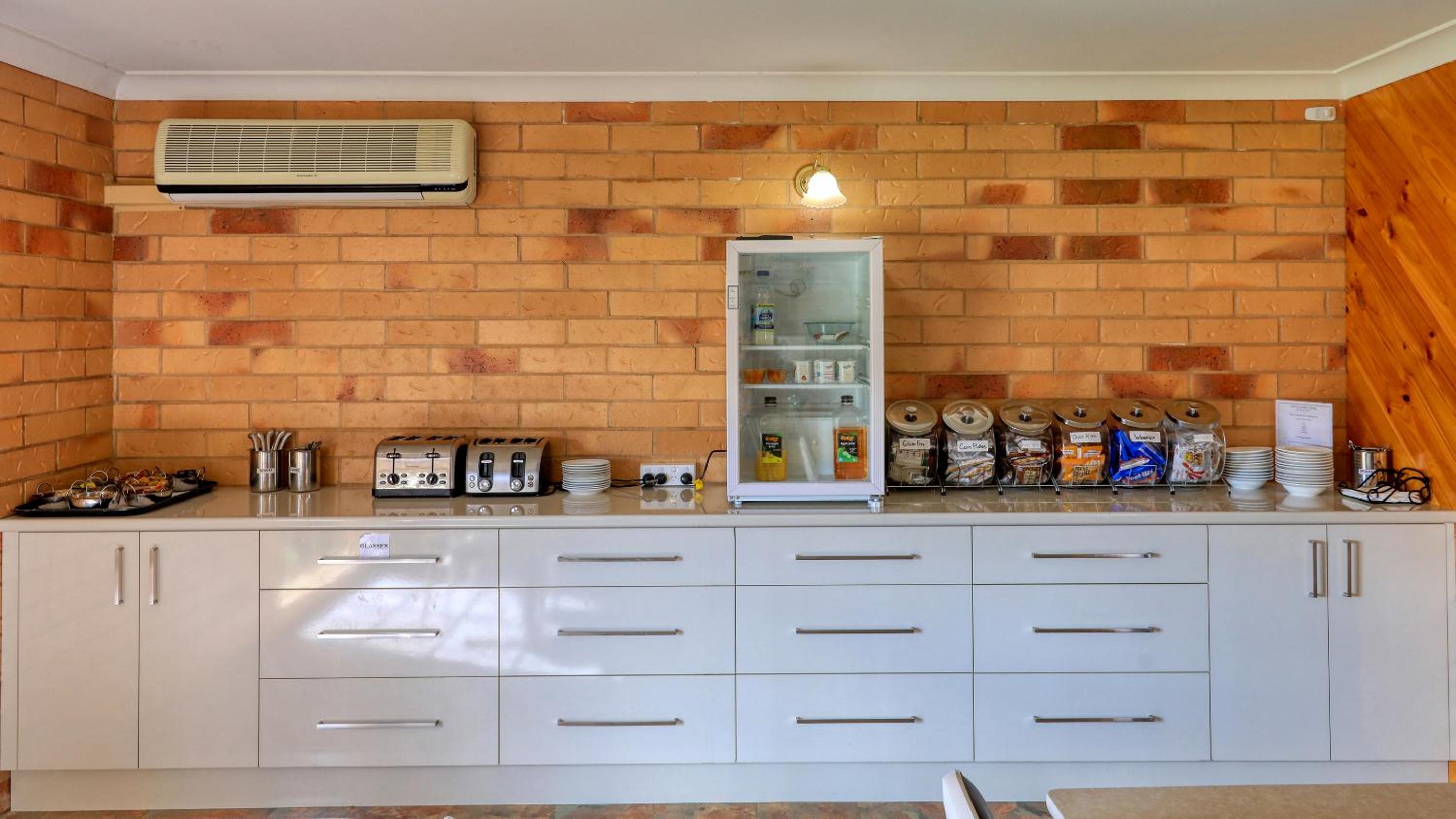 North Parkes Motel