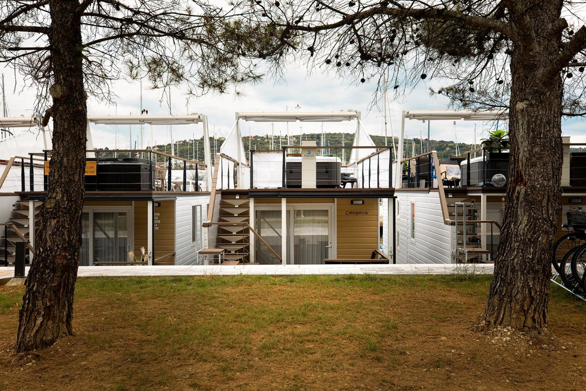 Categorical Floating House view 2