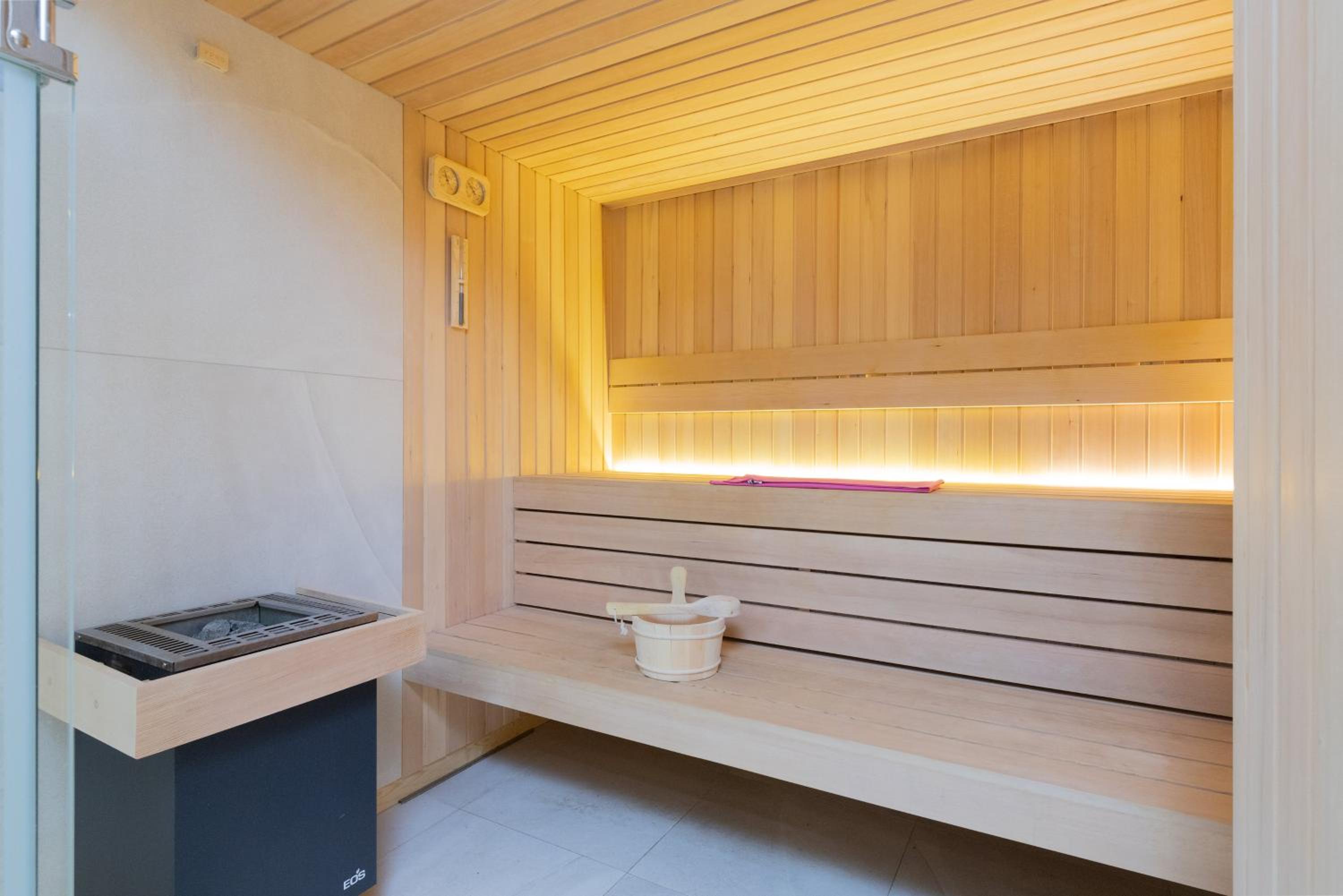 Seaview Apartment Nexo by Renters Prestige view 2