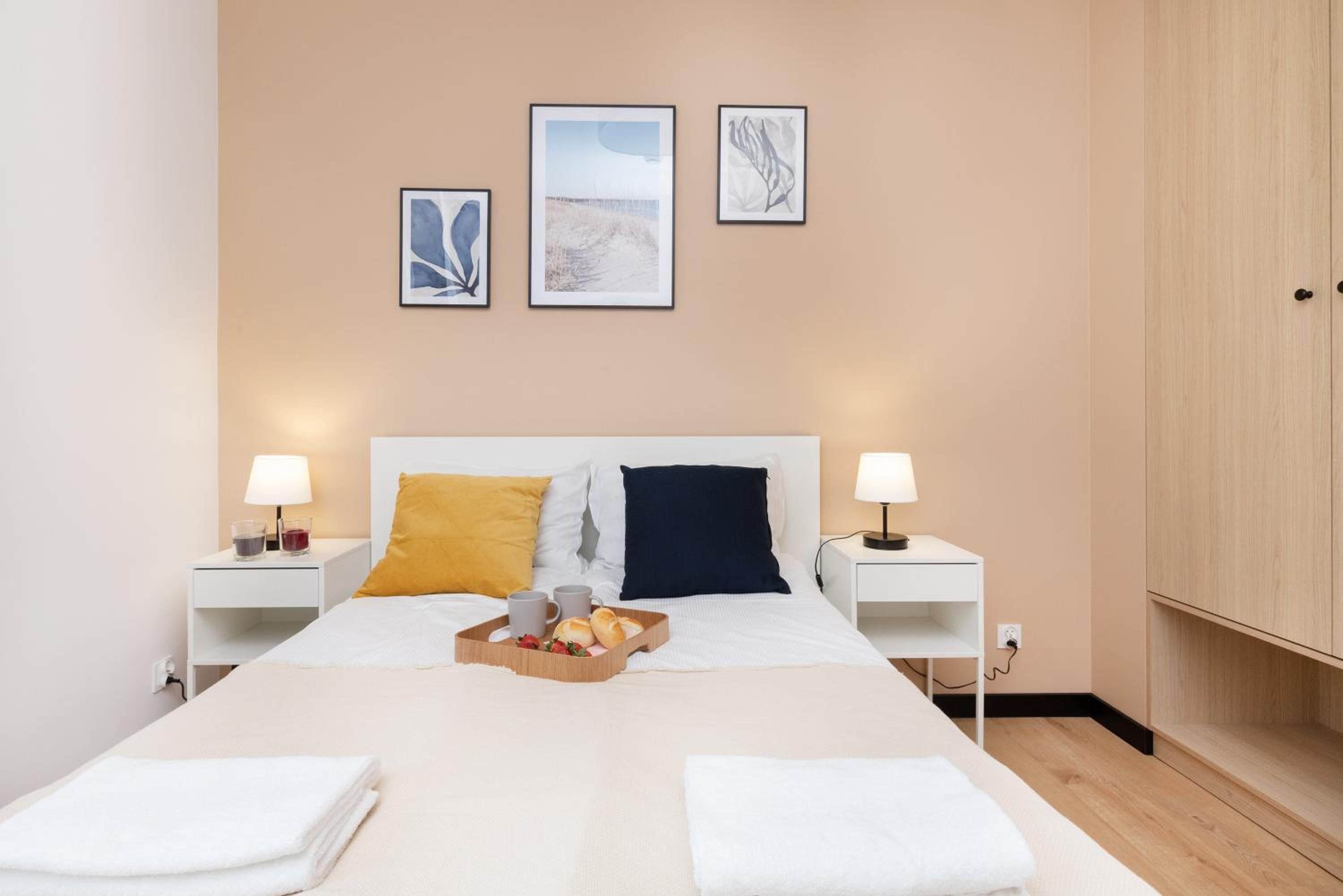Seaview Apartment Nexo by Renters Prestige view 3