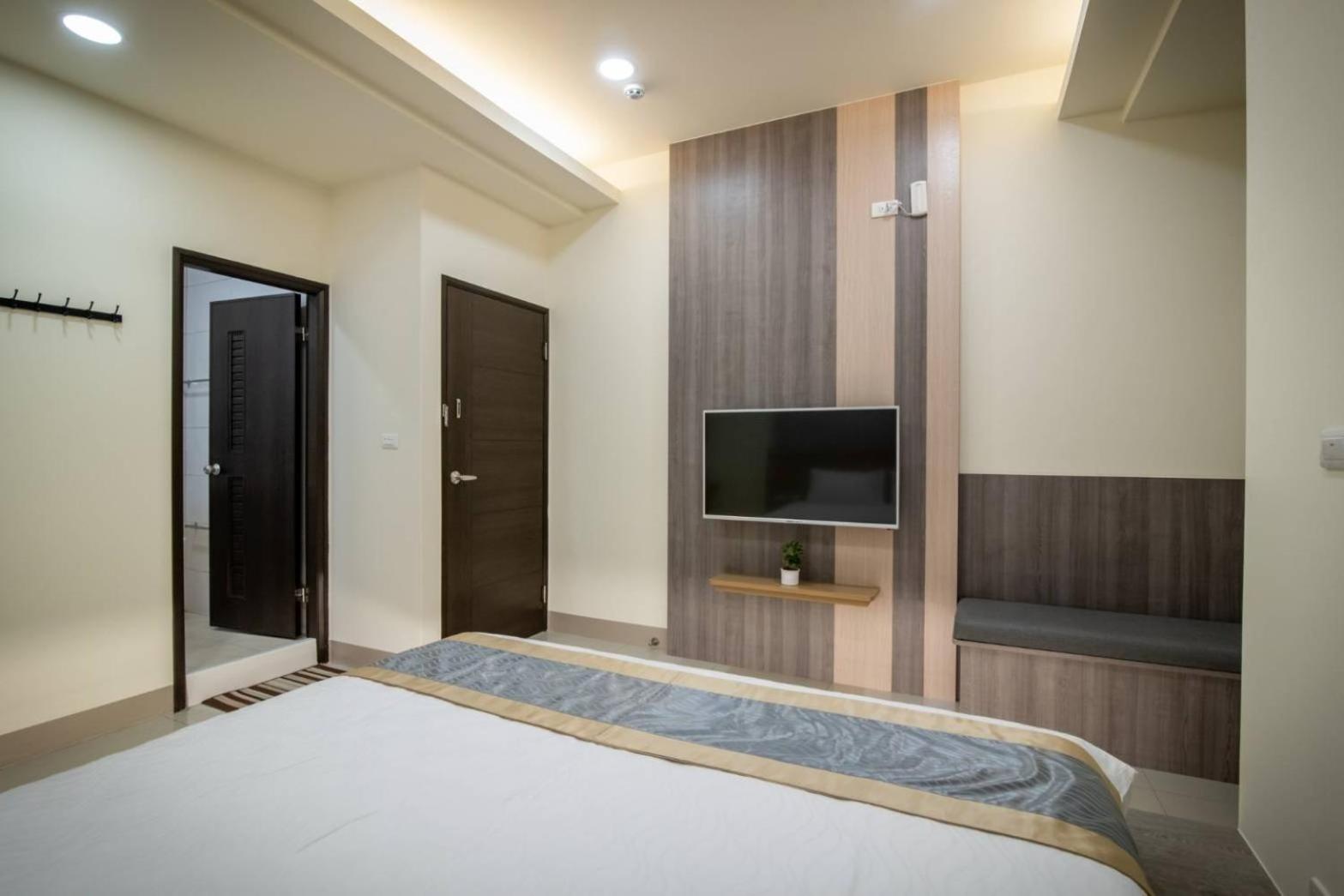Jialai Homestay - Parking Available - Near Magong Center view 5