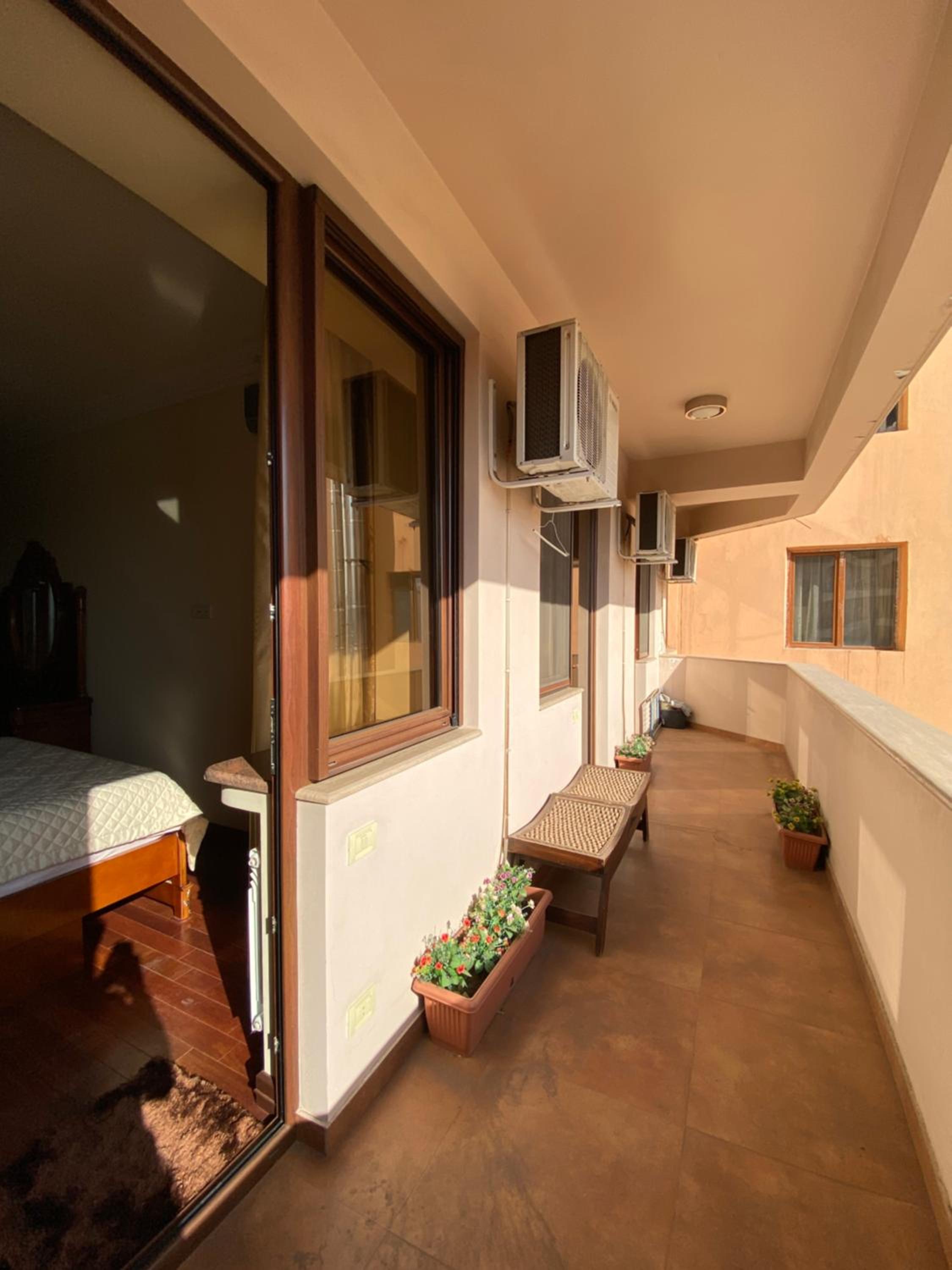 Amiryan street, 3 bedrooms Luxury apartment AM440