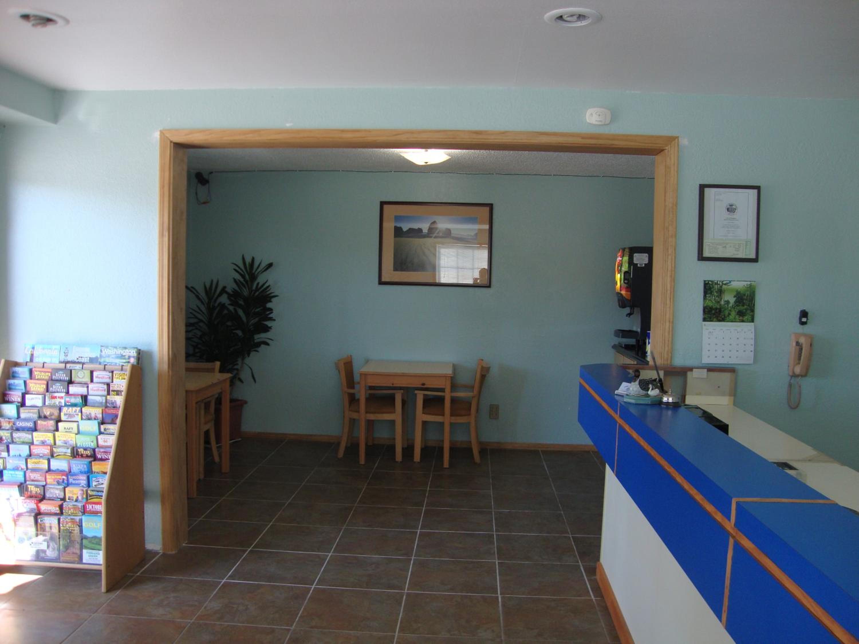 Pine Tree inn