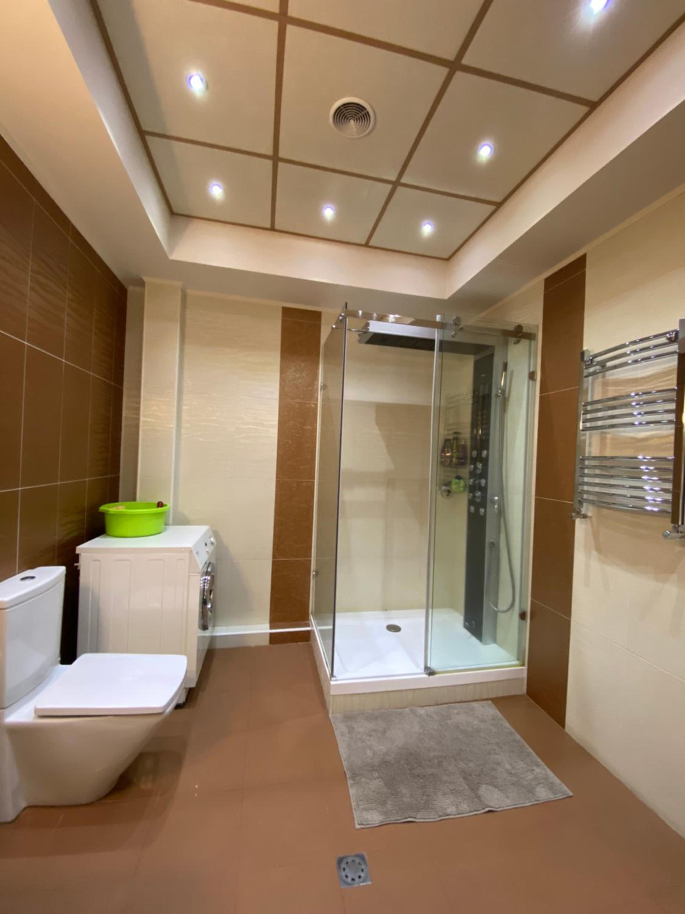 Amiryan street, 3 bedrooms Luxury apartment AM440