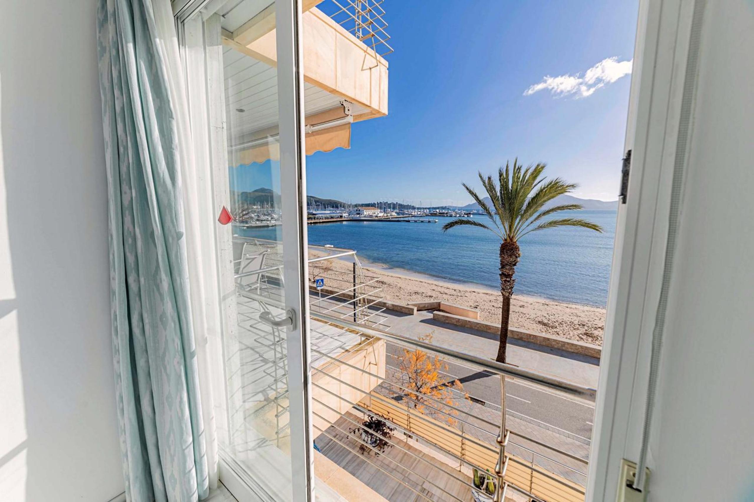 Natalia Beach by Sealand Villas
