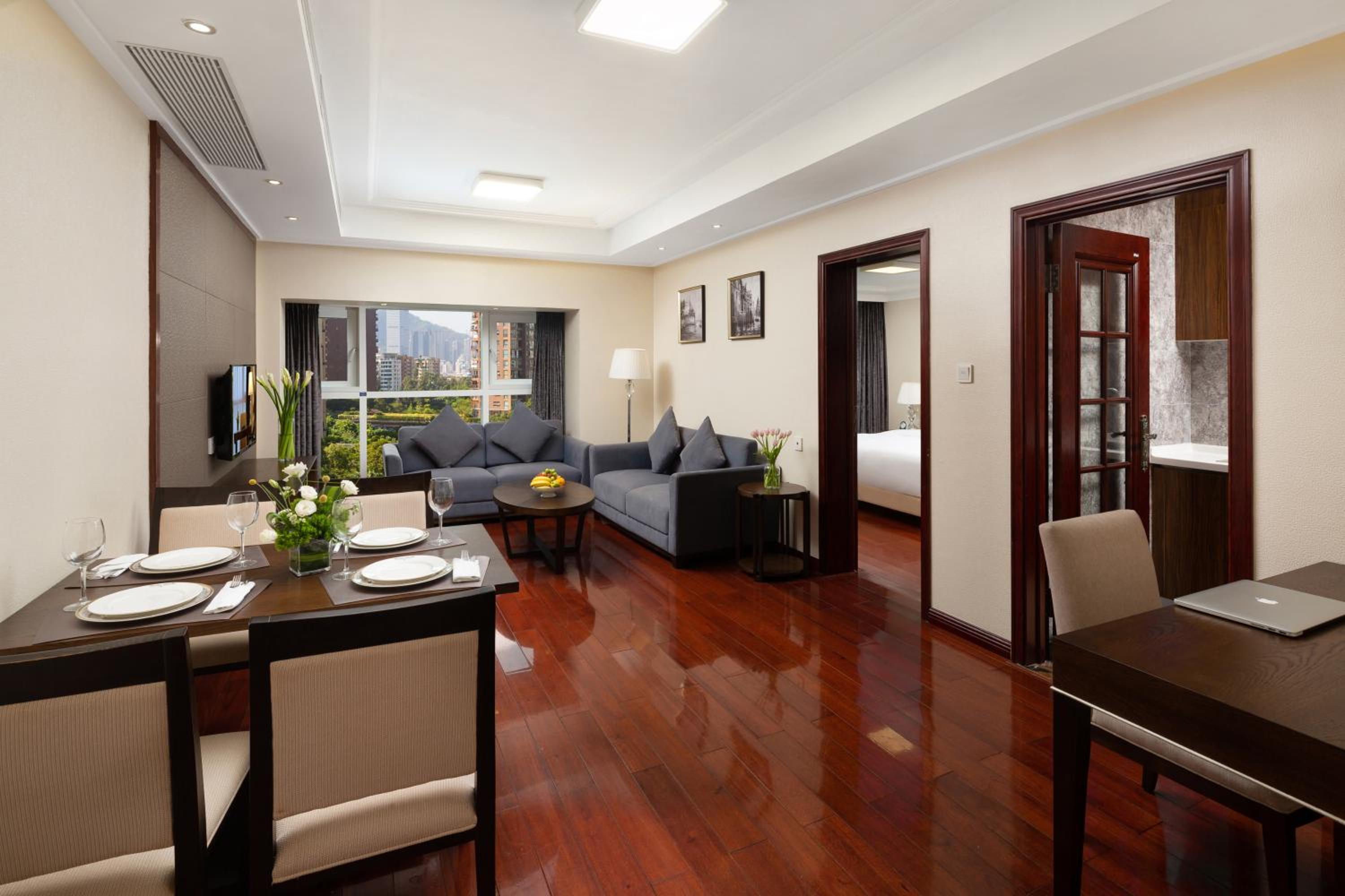 Shenzhen Bay Hisoar Hotel