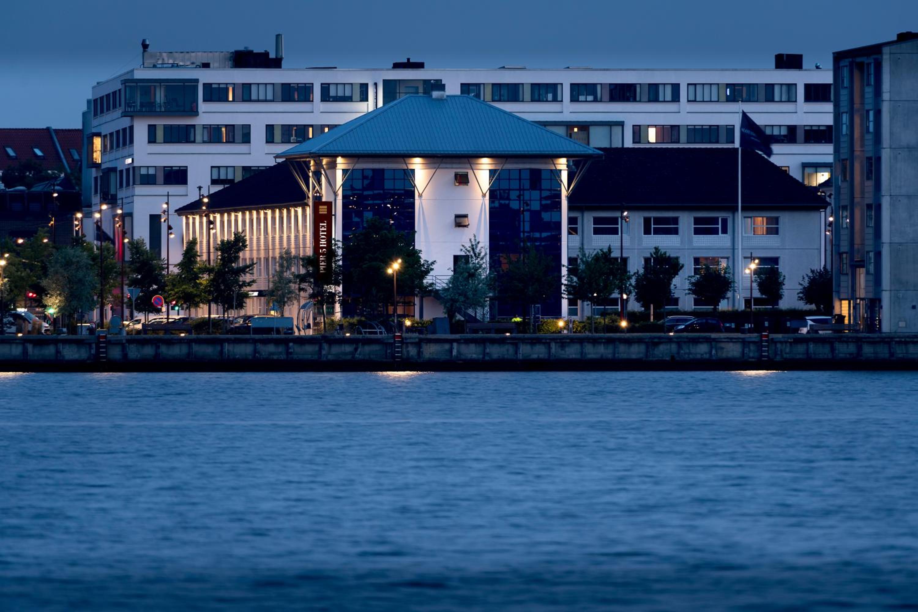 Aalborg Vacations - Pier 5 Hotel - Property Image 1