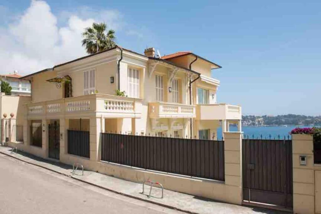 La NONETE view 2