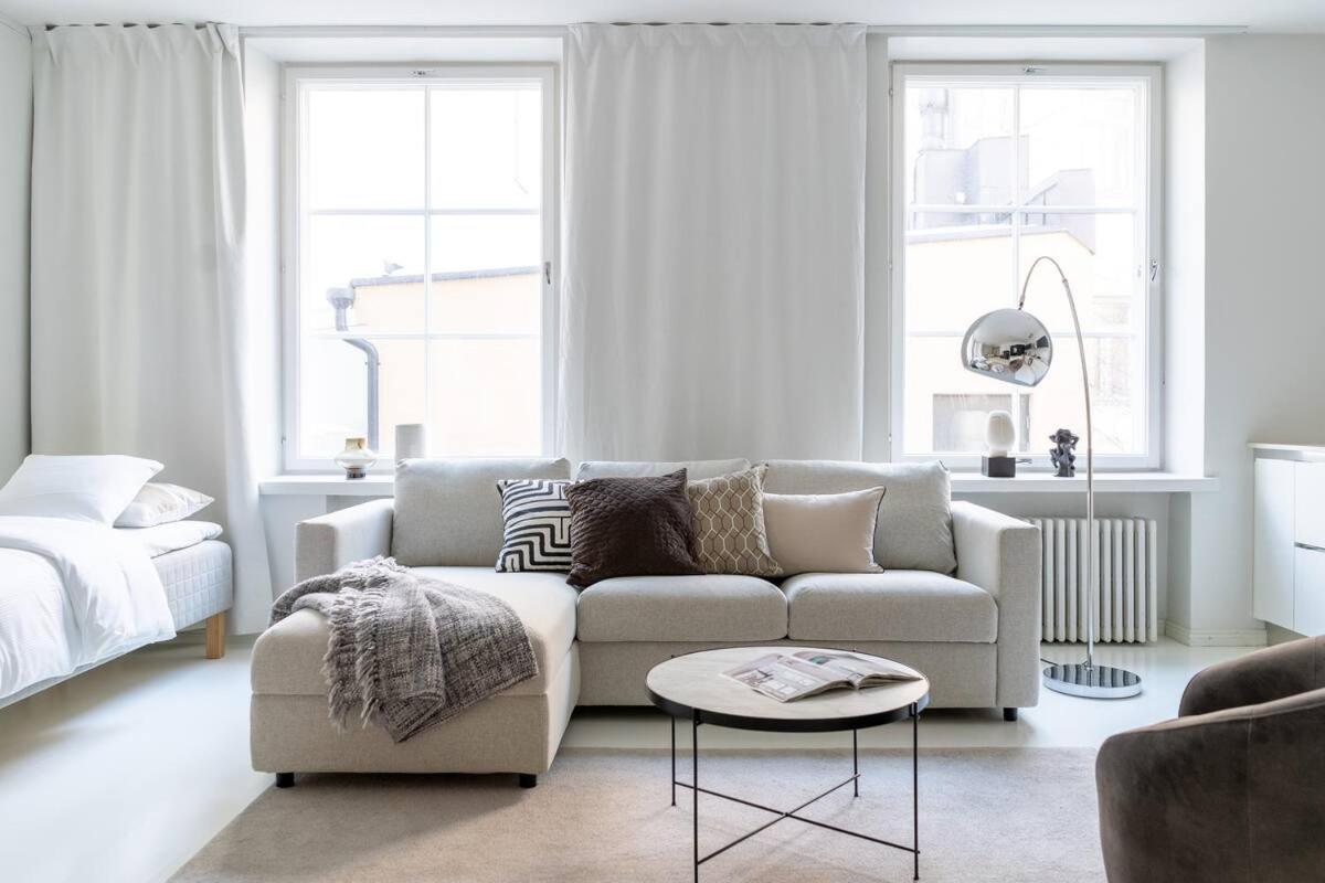 Spacious and central apartment with private sauna