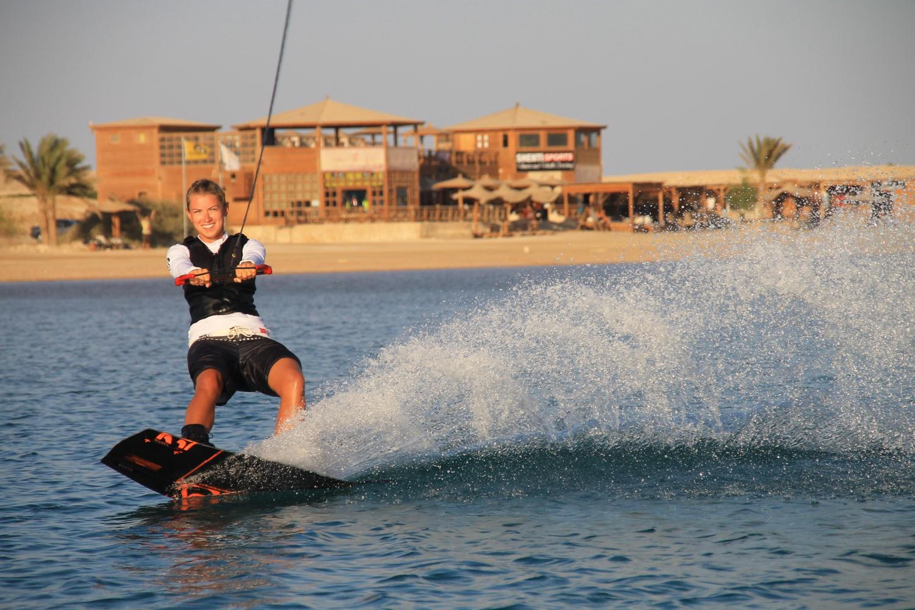 The Breakers Diving and Surfing Lodge Soma Bay