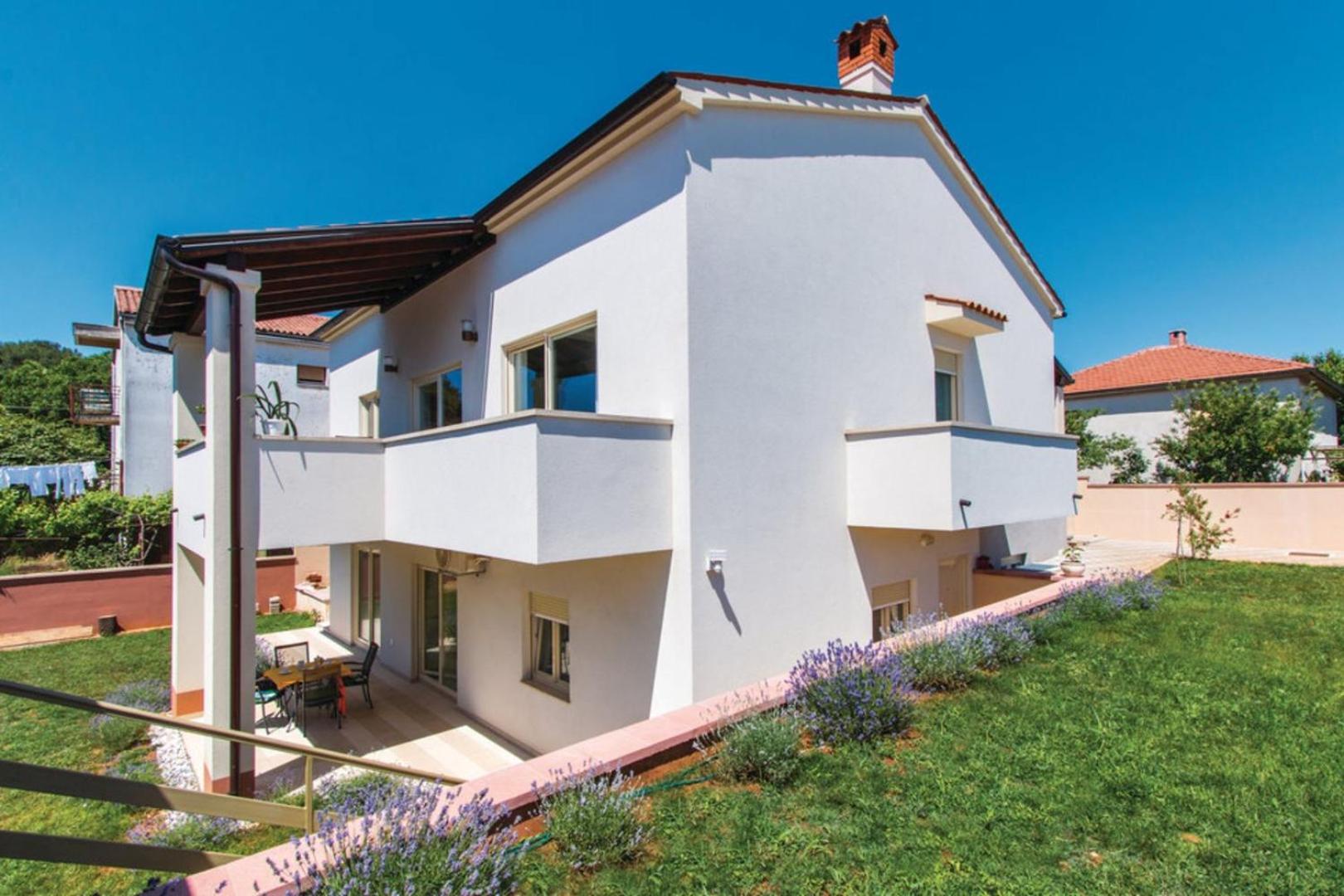 Two Bedroom Apartment Valdebecco for 5 persons view 3