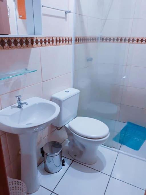 Ótima Casa para 10 pessoas /menos de 100m da Praia
