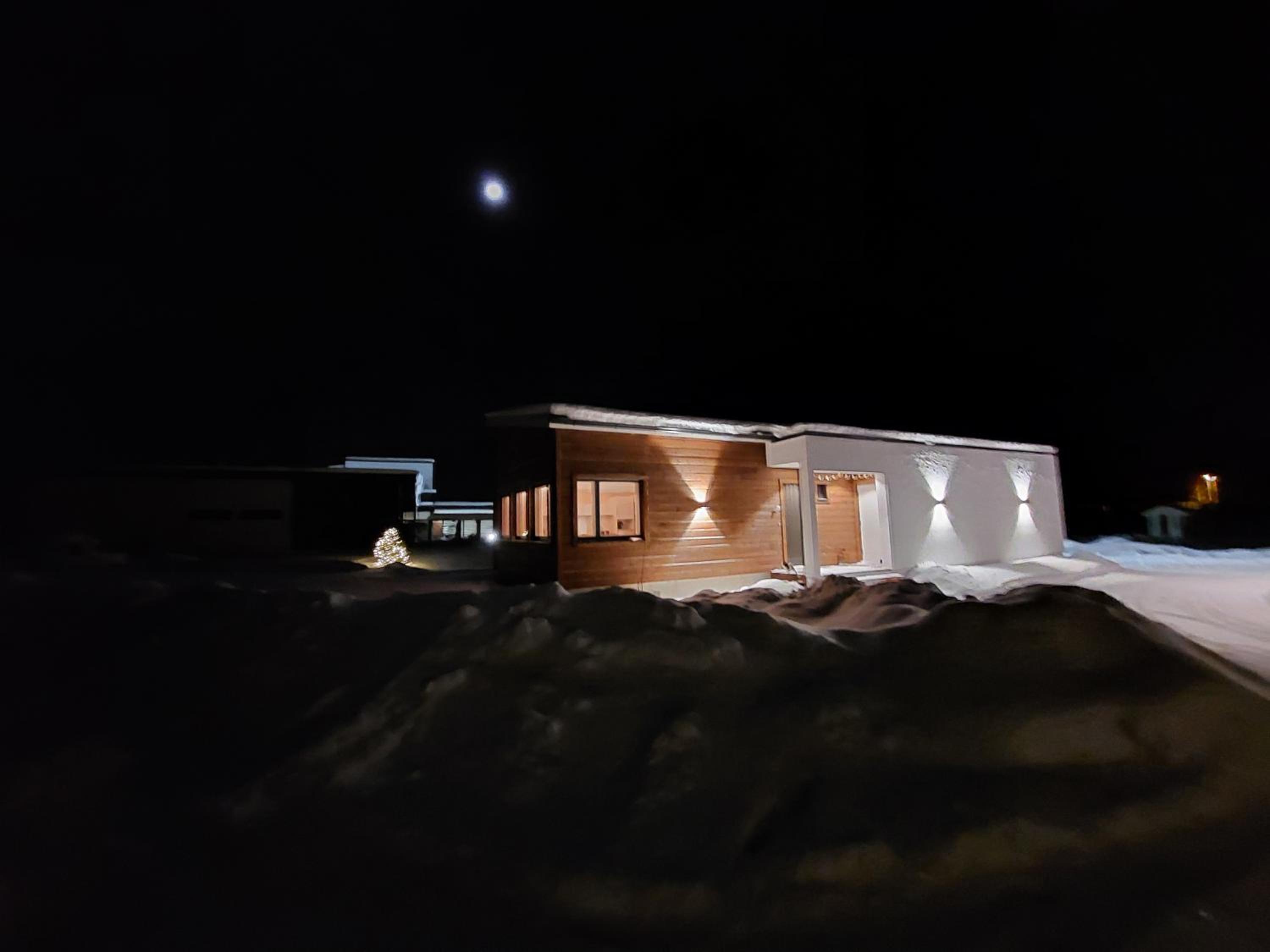 Arctic River Chalet view 4