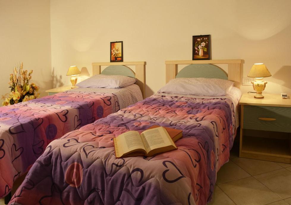 B&B La Collina en Posada — hotel room