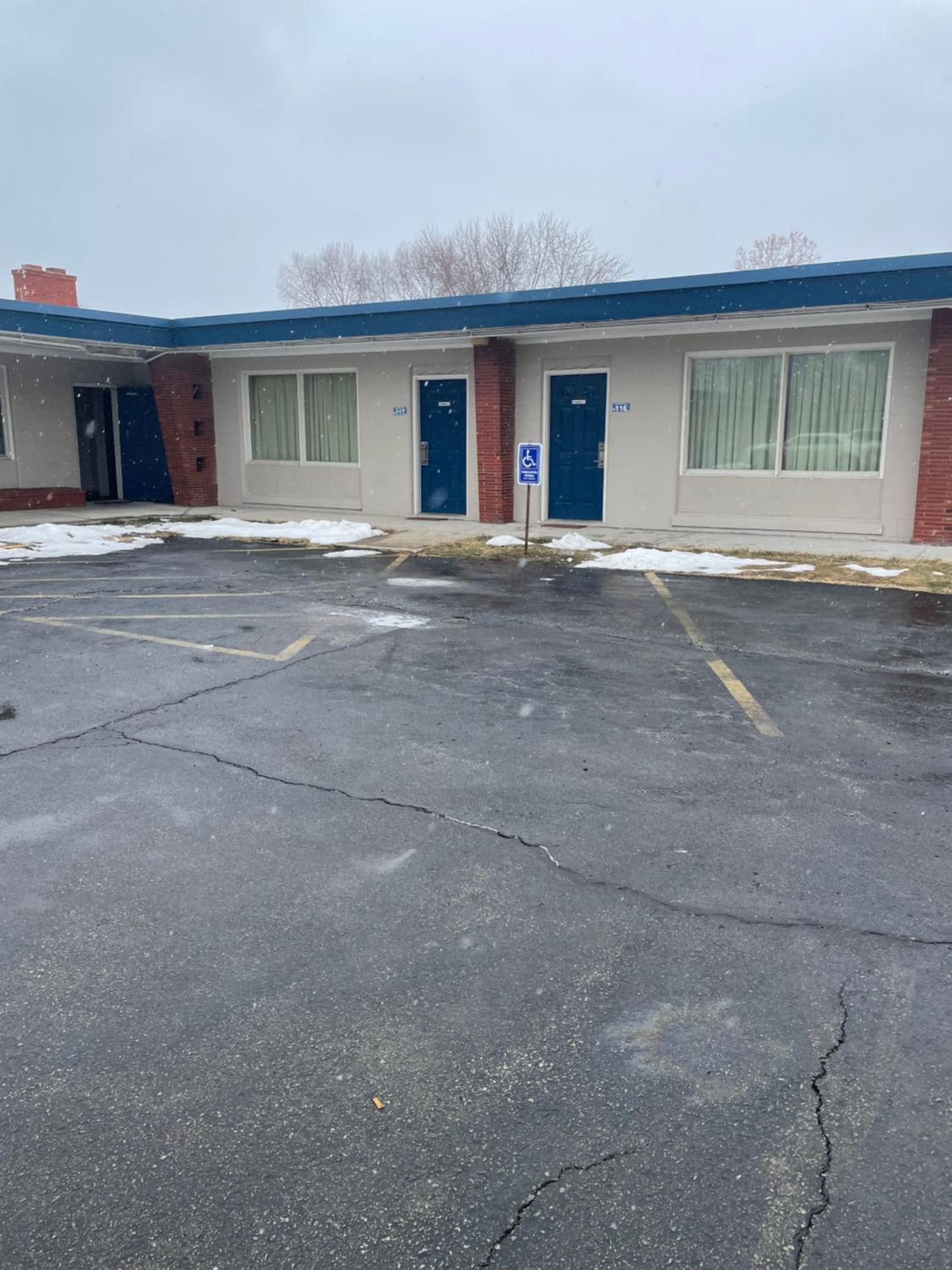 American Motor Inn - Rock Island
