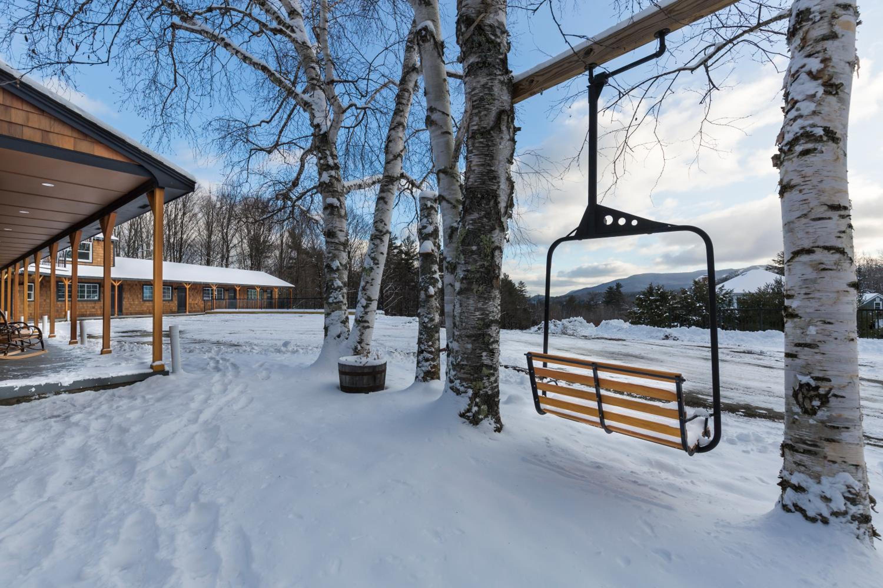 The Lodge by Sunapee Stays view 3
