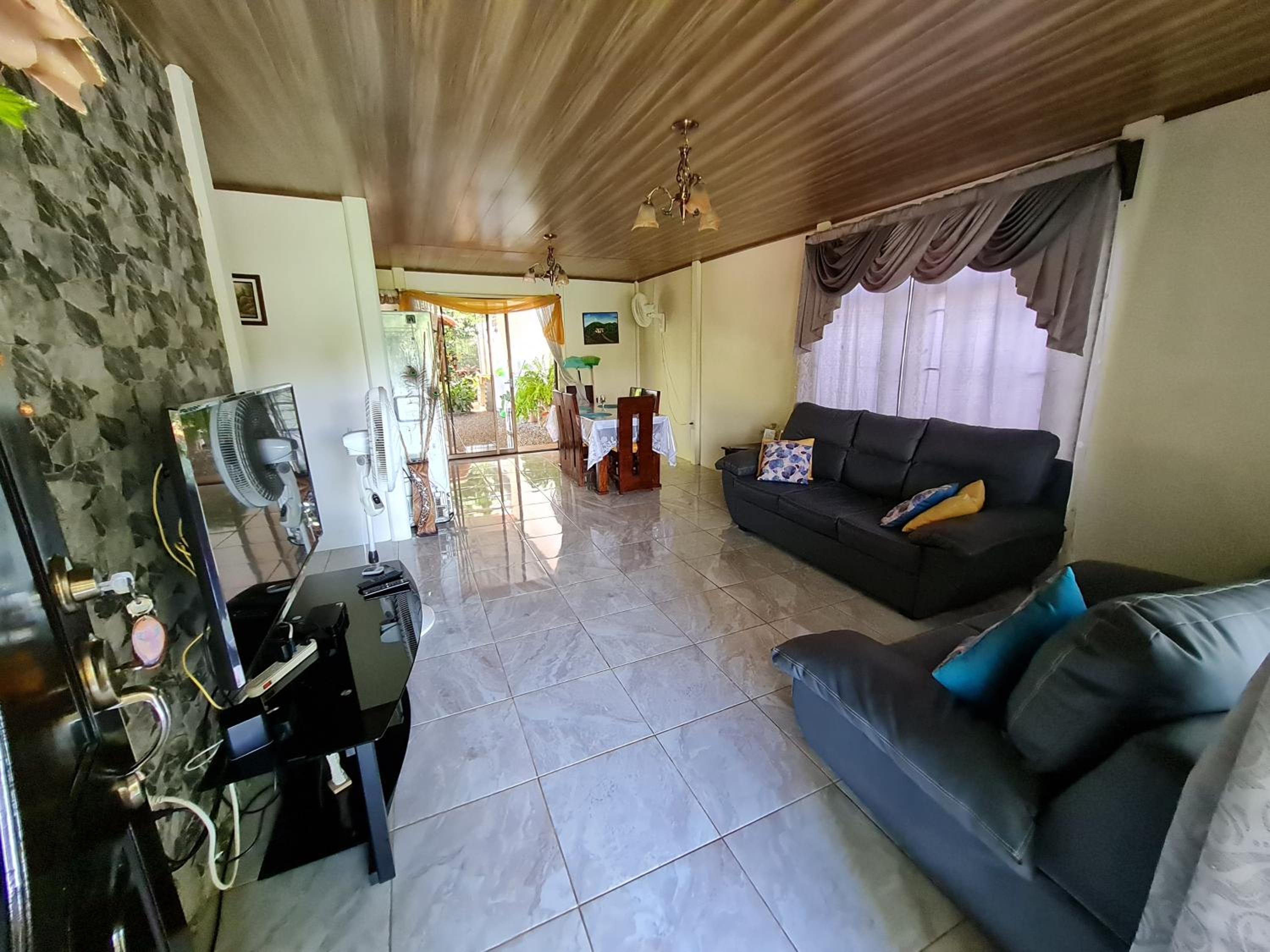 Arboledas house by the River,Forest and Gardens