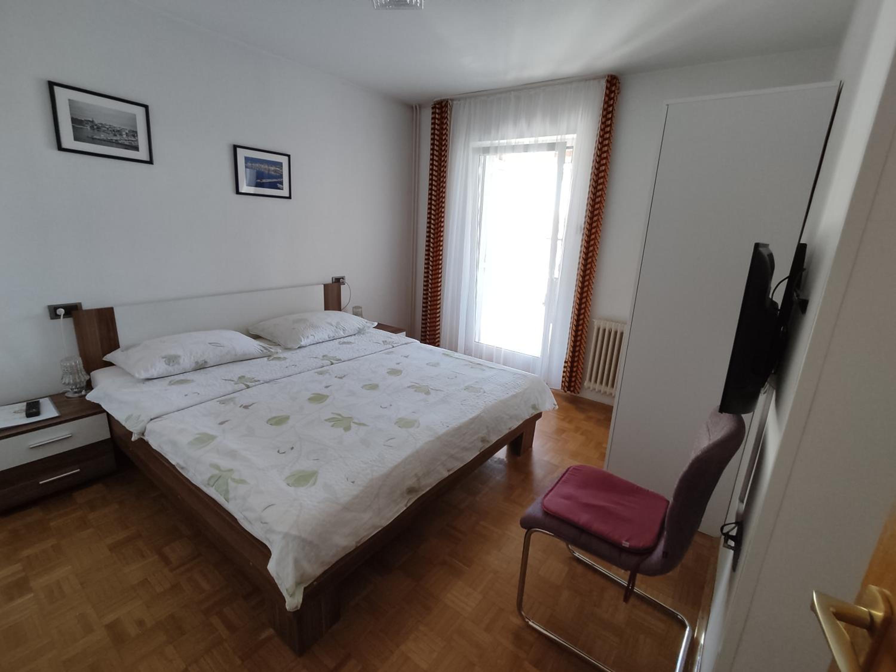 Apartments Samec